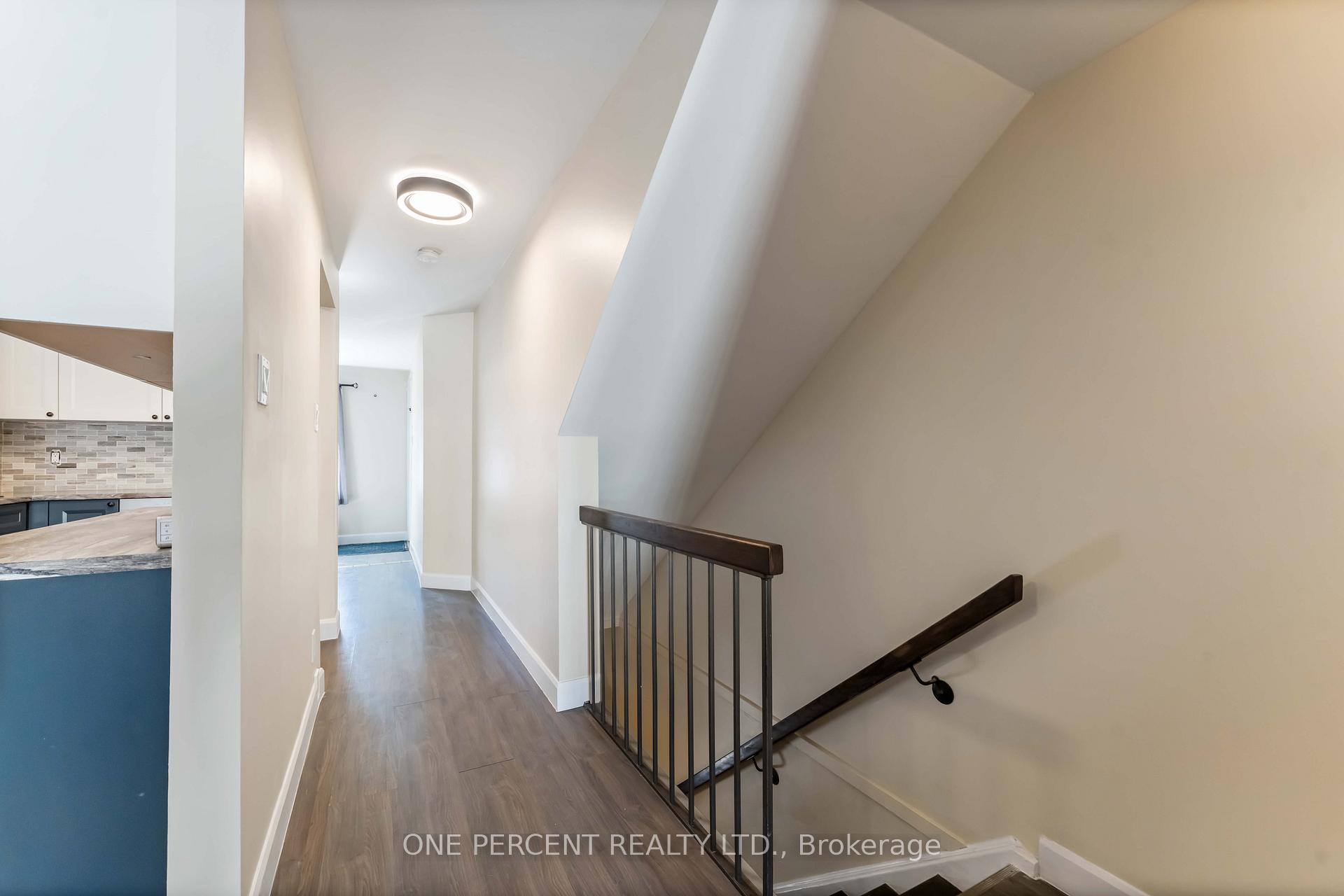 Photo 12 of Unit A, 6643 Bilberry Drive, Ottawa, Convent Glen North — HOMEH