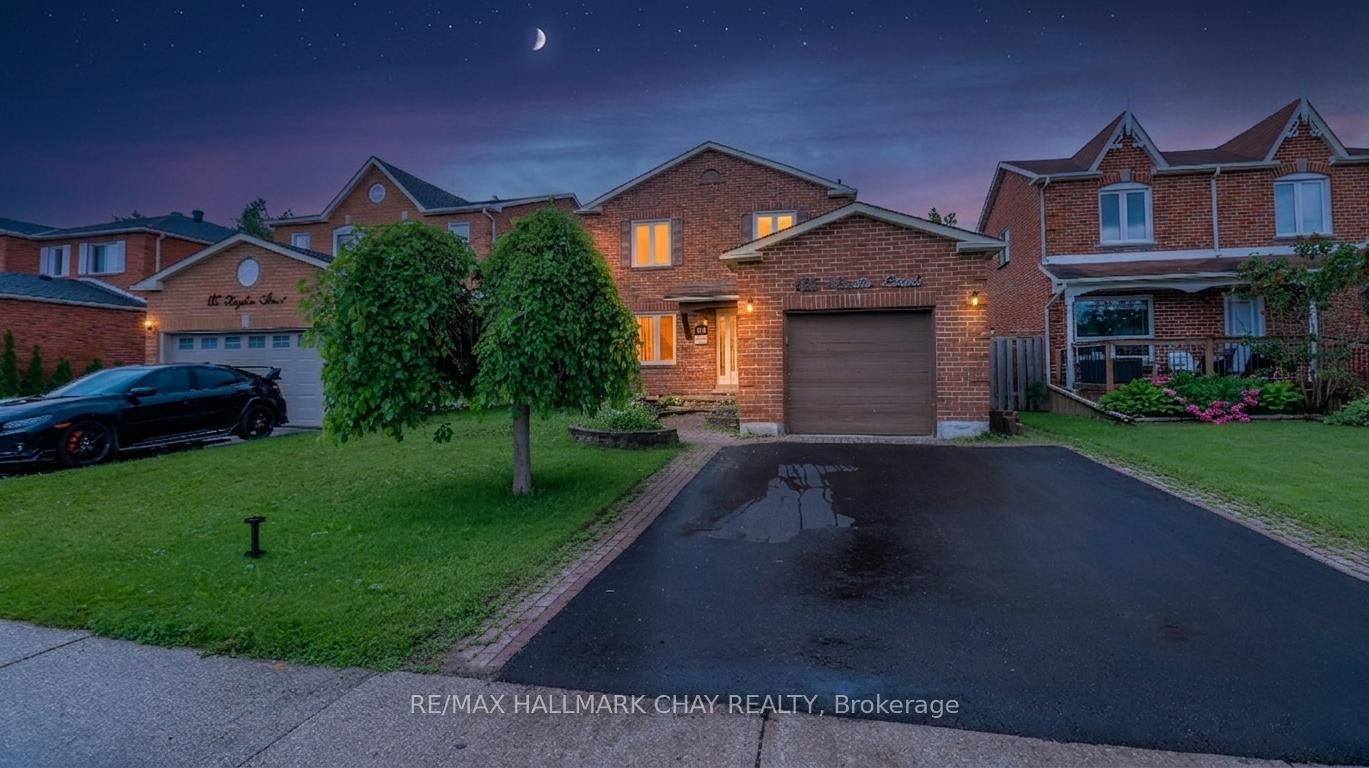 Photo 3 of 182 Kozlov Street, Barrie, West Bayfield — HOMEH