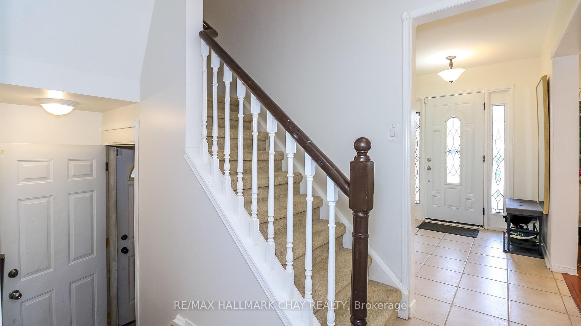 Photo 21 of 182 Kozlov Street, Barrie, West Bayfield — HOMEH