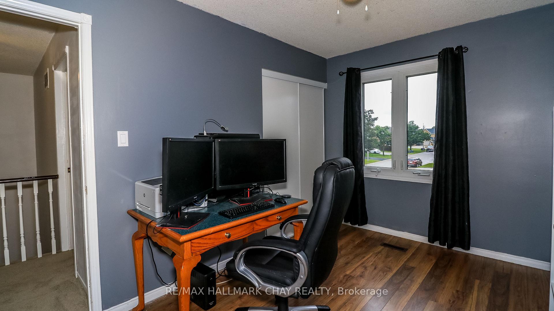 Photo 32 of 182 Kozlov Street, Barrie, West Bayfield — HOMEH