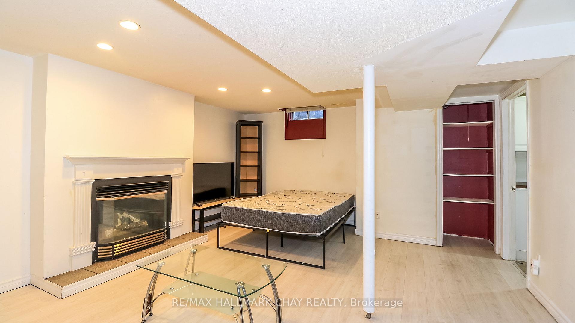 Photo 36 of 182 Kozlov Street, Barrie, West Bayfield — HOMEH