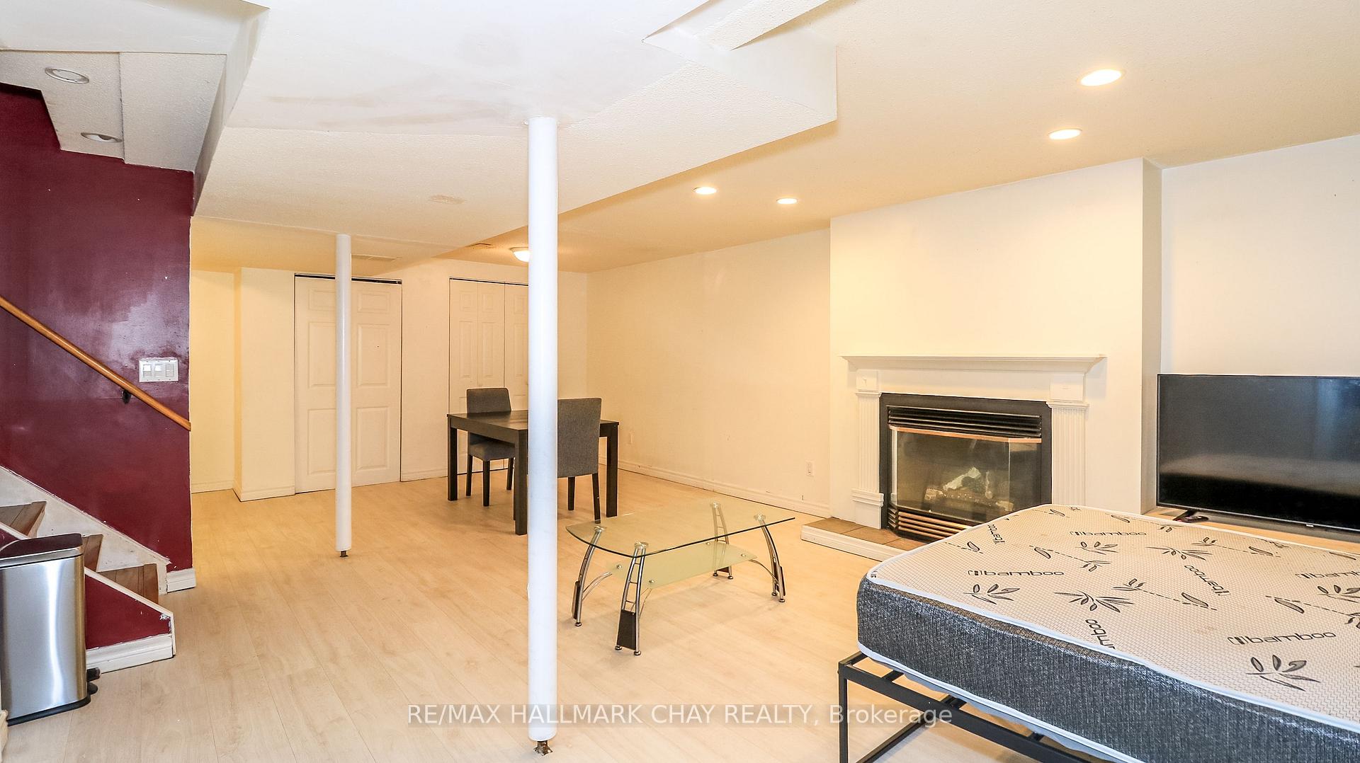 Photo 37 of 182 Kozlov Street, Barrie, West Bayfield — HOMEH