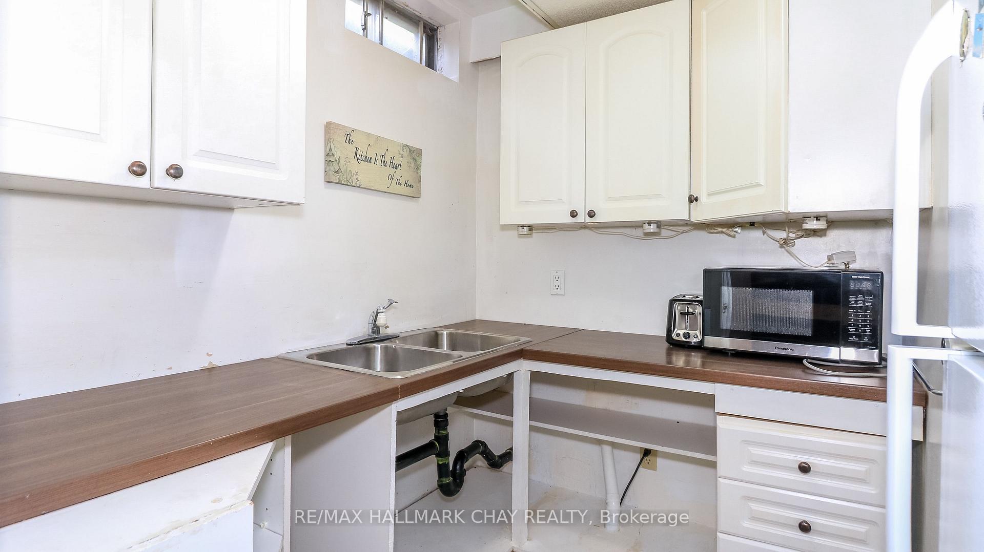 Photo 39 of 182 Kozlov Street, Barrie, West Bayfield — HOMEH