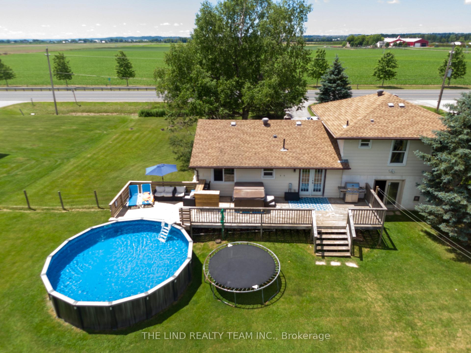 Photo 4 of 19505 Bathurst Street, East Gwillimbury, Rural East Gwillimbury — HOMEH