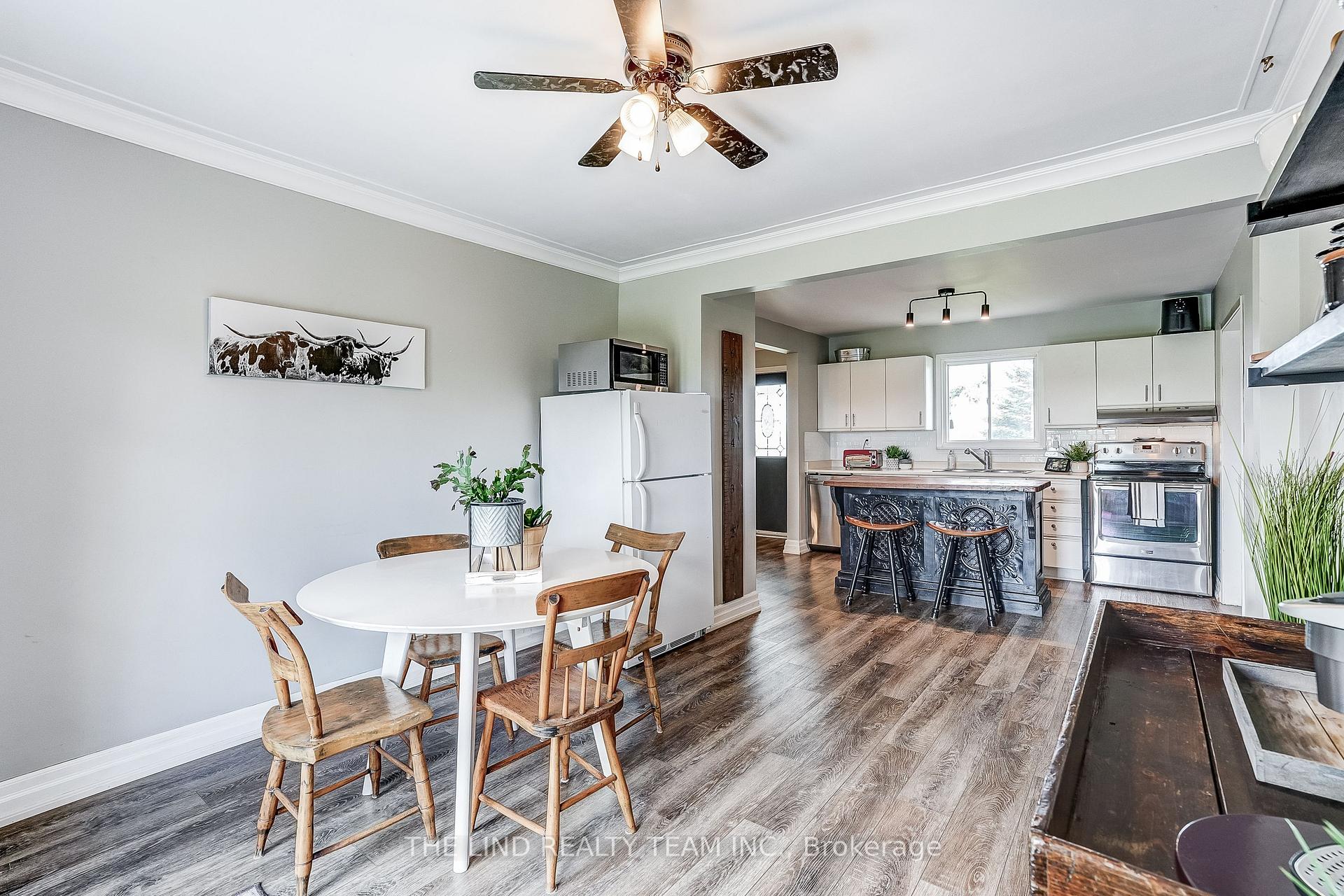Photo 11 of 19505 Bathurst Street, East Gwillimbury, Rural East Gwillimbury — HOMEH
