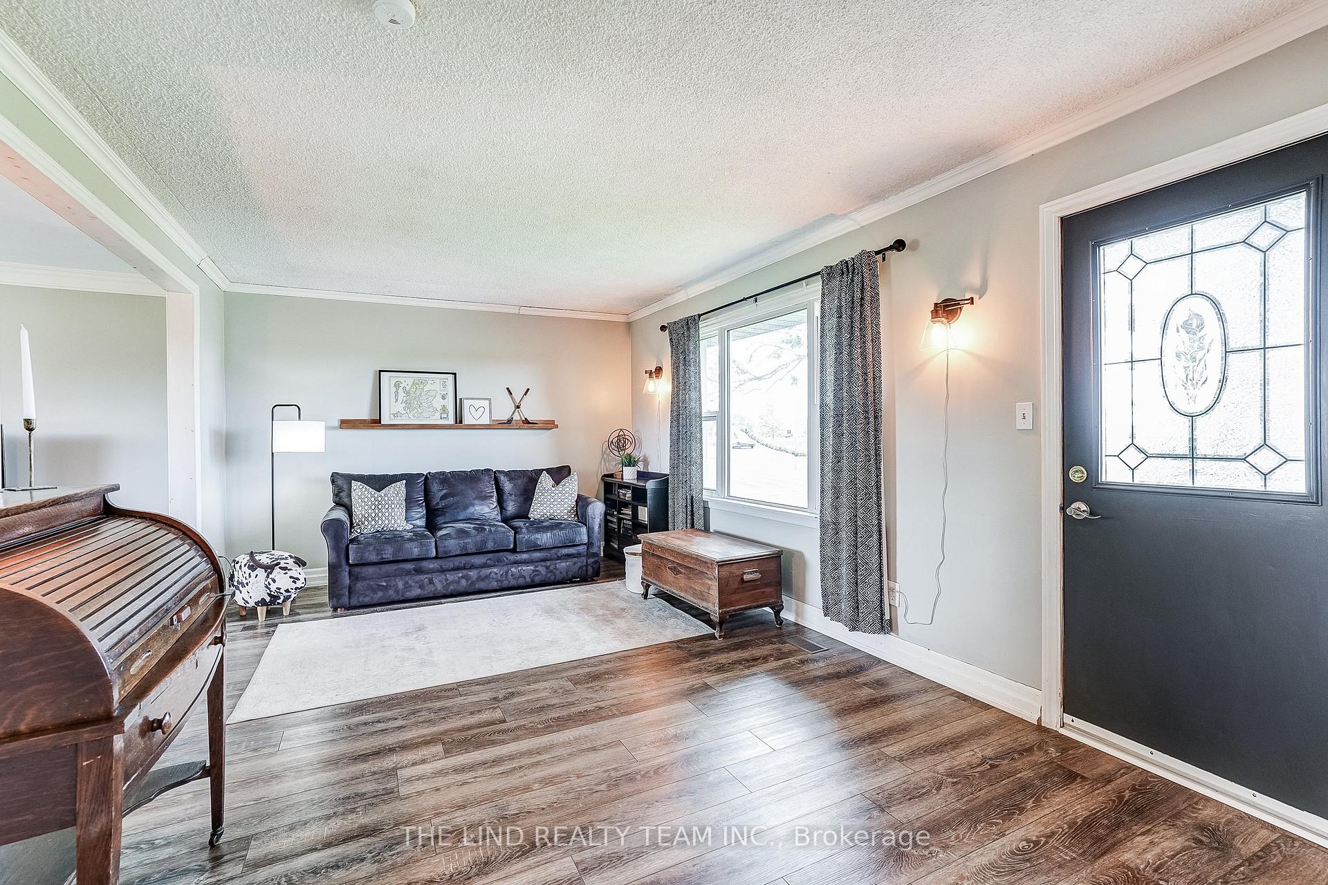 Photo 13 of 19505 Bathurst Street, East Gwillimbury, Rural East Gwillimbury — HOMEH