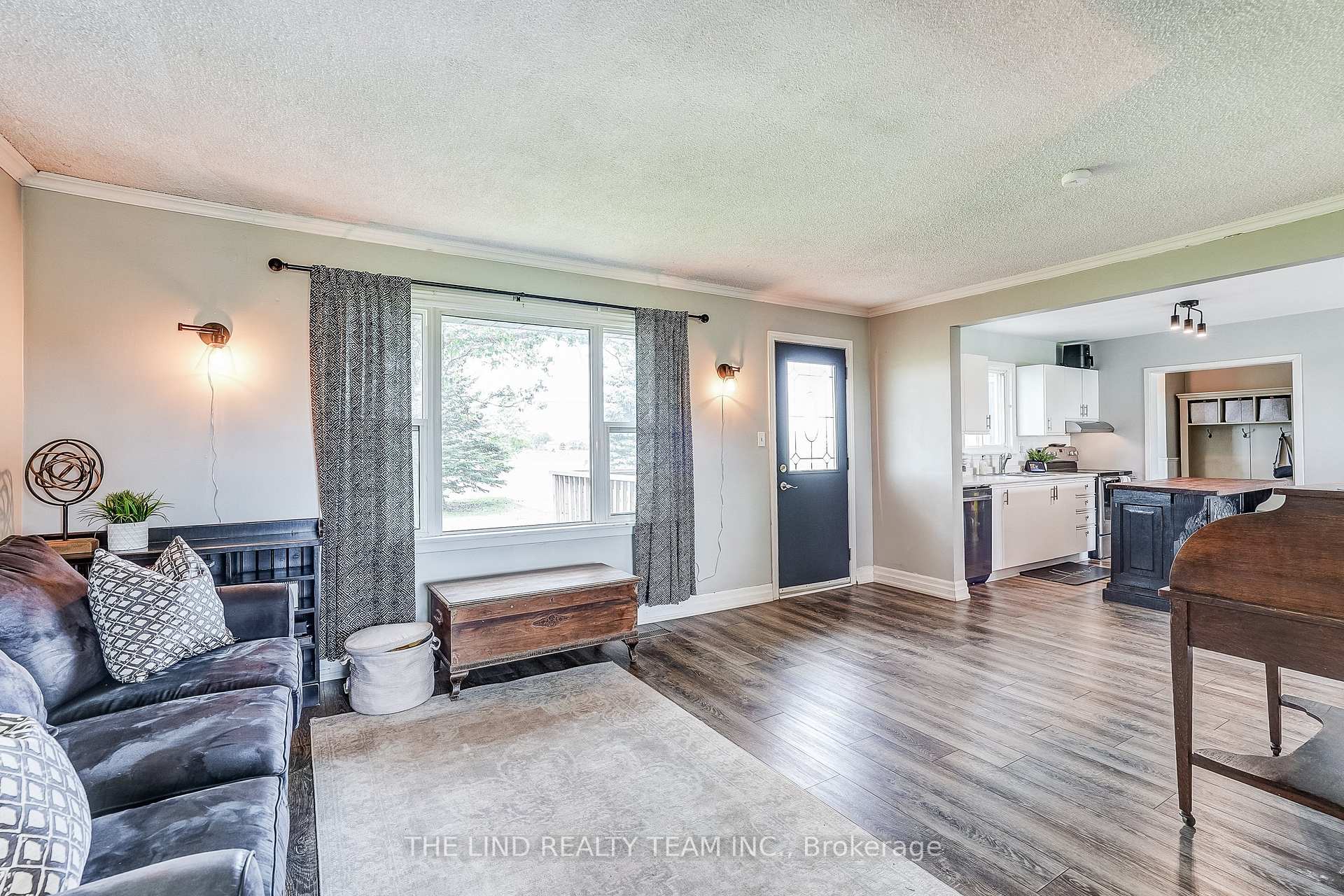 Photo 14 of 19505 Bathurst Street, East Gwillimbury, Rural East Gwillimbury — HOMEH