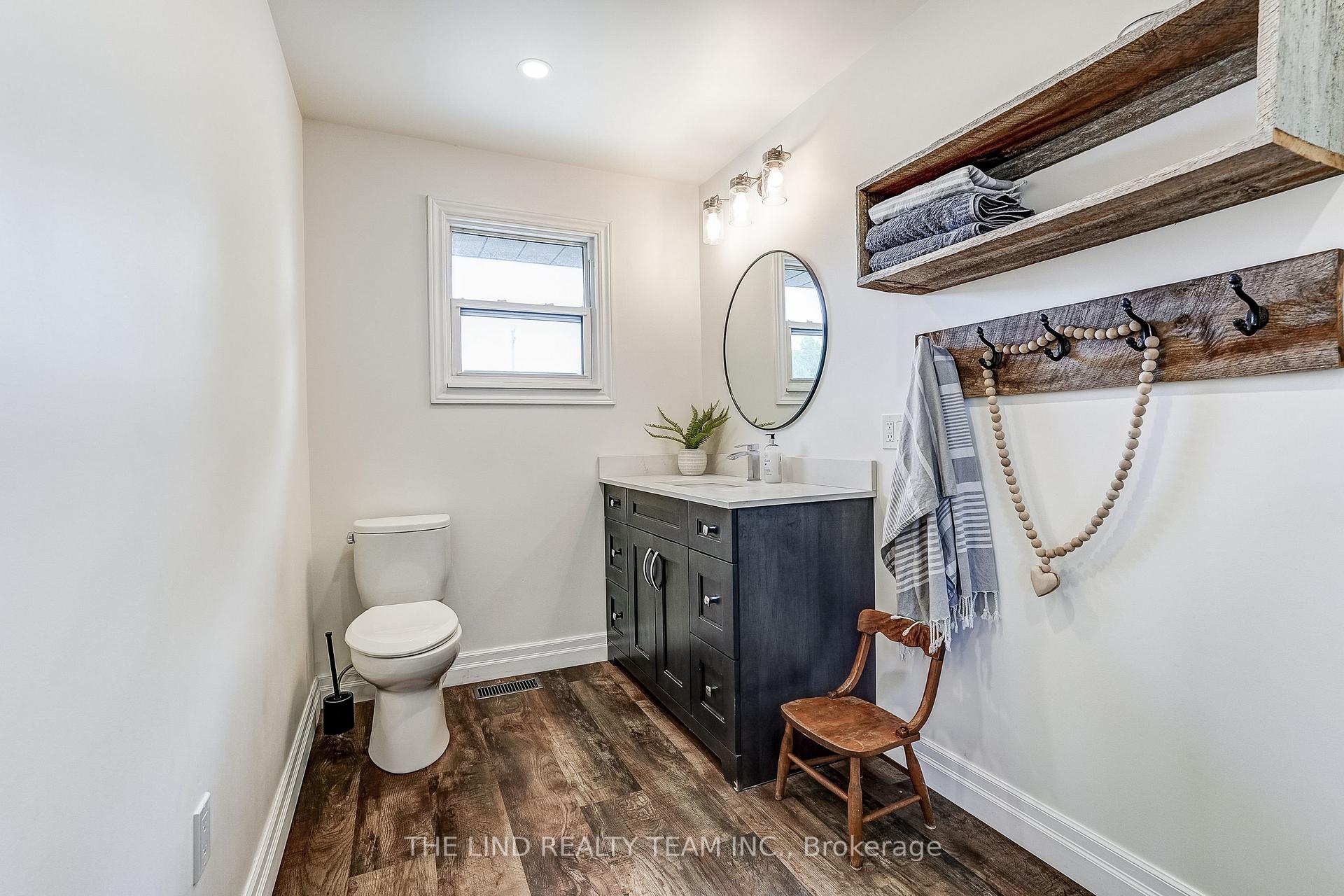 Photo 17 of 19505 Bathurst Street, East Gwillimbury, Rural East Gwillimbury — HOMEH
