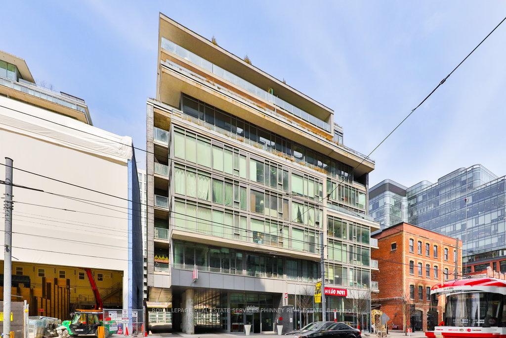 Photo of Unit 207, 650 King Street W