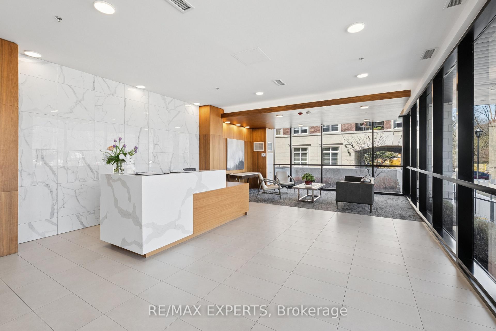 Photo 6 of Unit 515, 50 Ann Street, Caledon, Bolton West — HOMEH