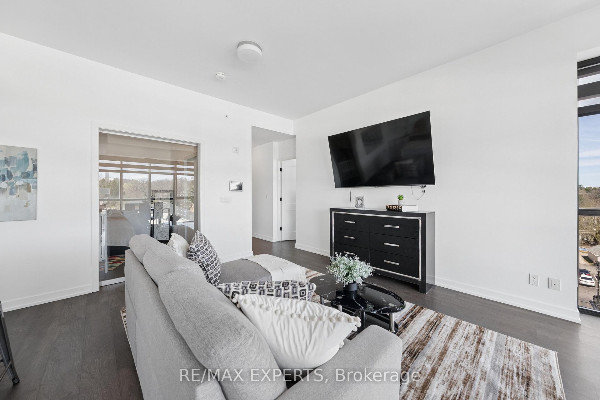 Photo 12 of Unit 515, 50 Ann Street, Caledon, Bolton West — HOMEH