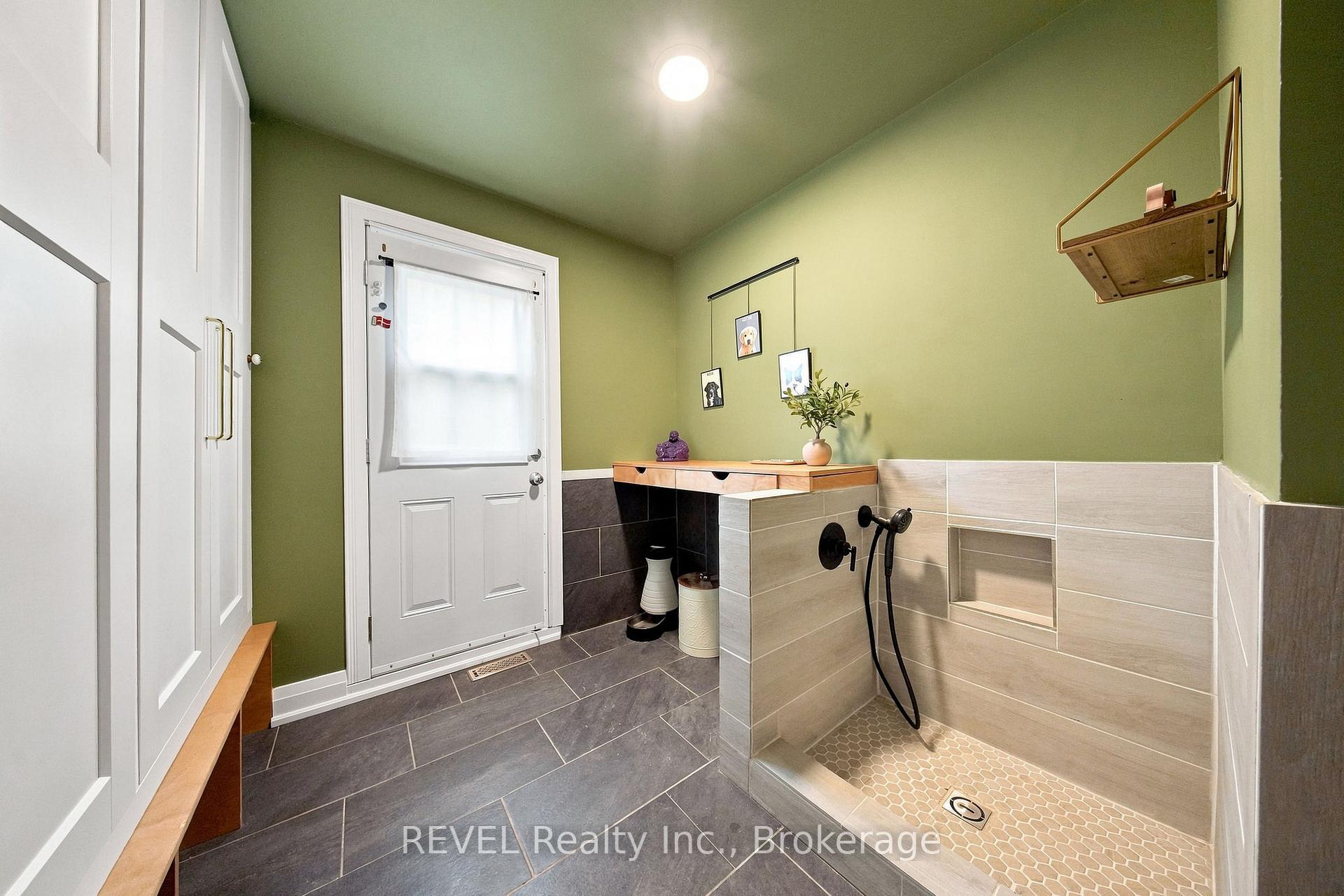 Photo 20 of 28 Falstaff Crescent, Whitby, Rolling Acres — HOMEH