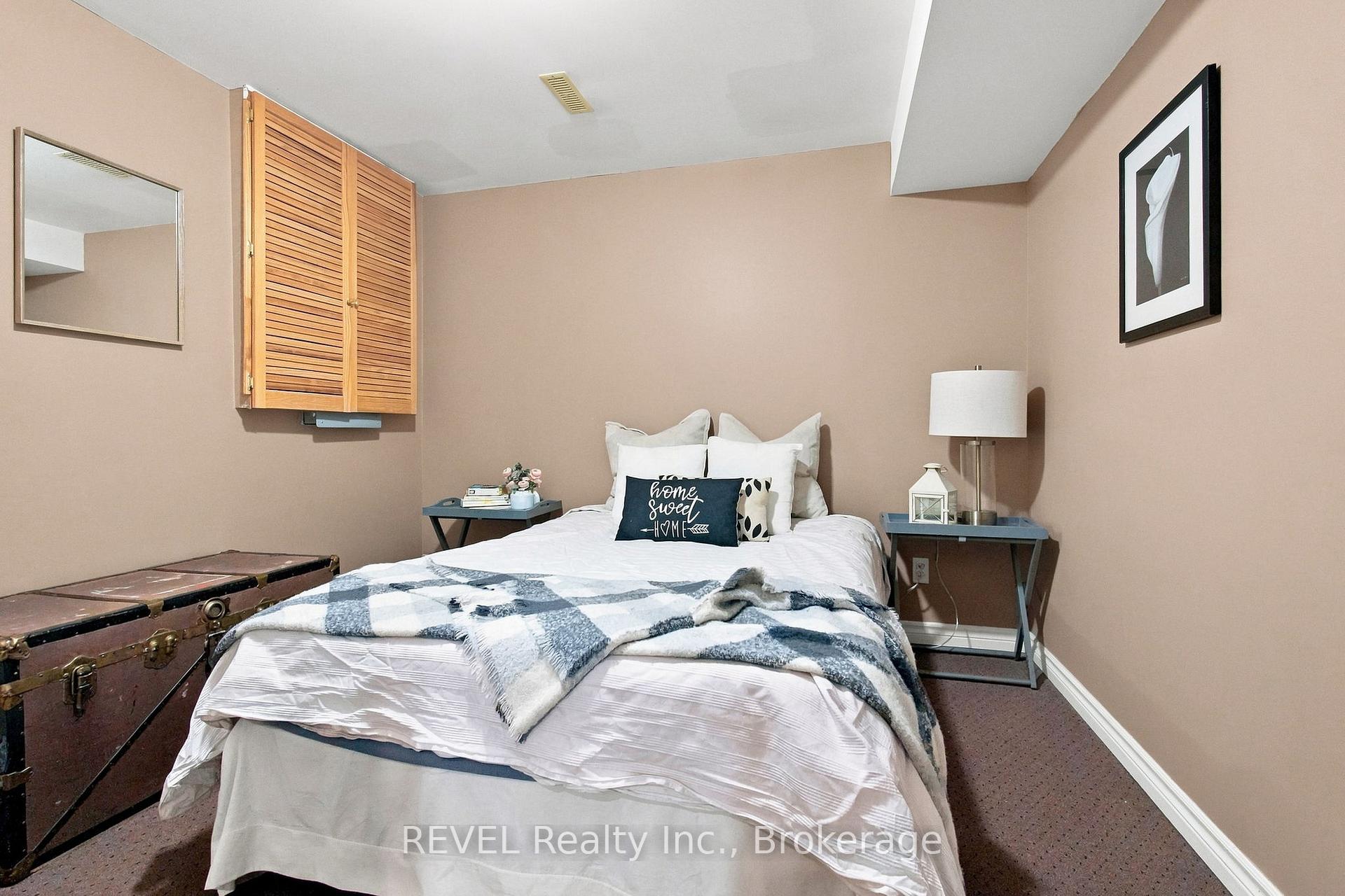 Photo 34 of 28 Falstaff Crescent, Whitby, Rolling Acres — HOMEH