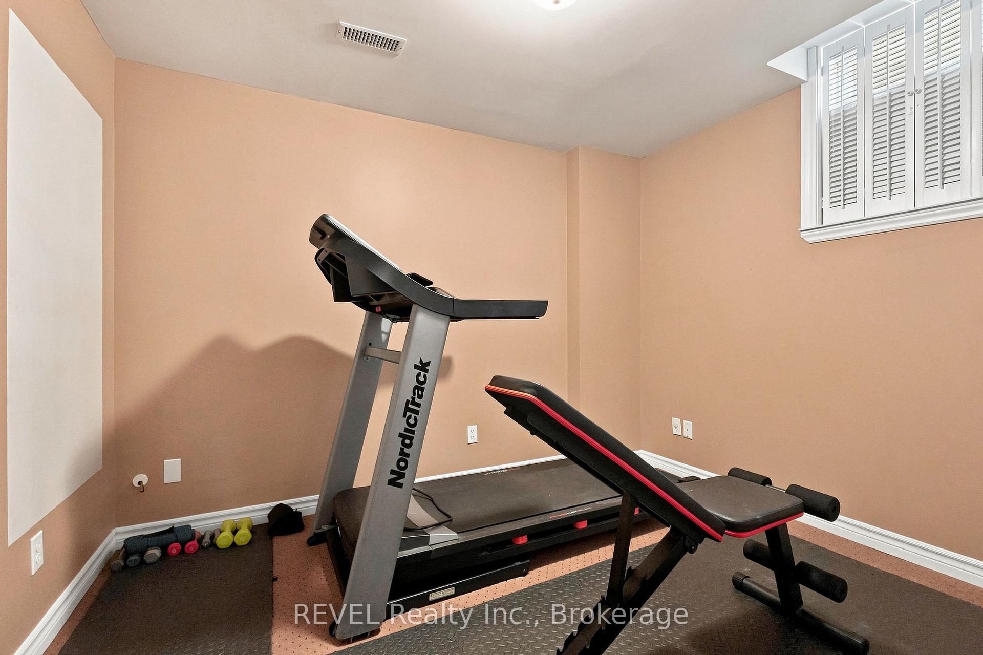 Photo 36 of 28 Falstaff Crescent, Whitby, Rolling Acres — HOMEH