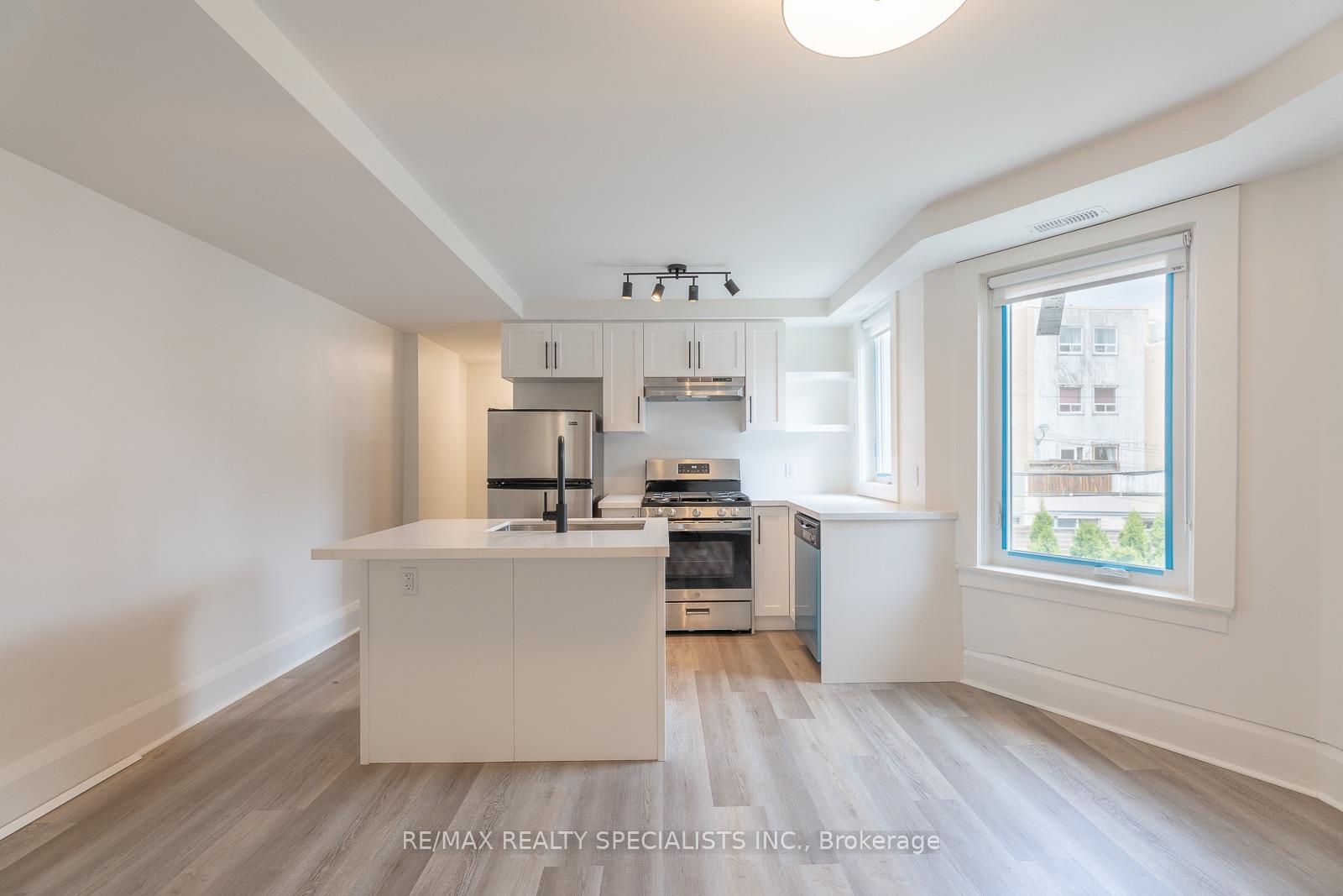 Photo 1 of Unit 3, 82 Marchmount Road, Toronto, Wychwood — HOMEH