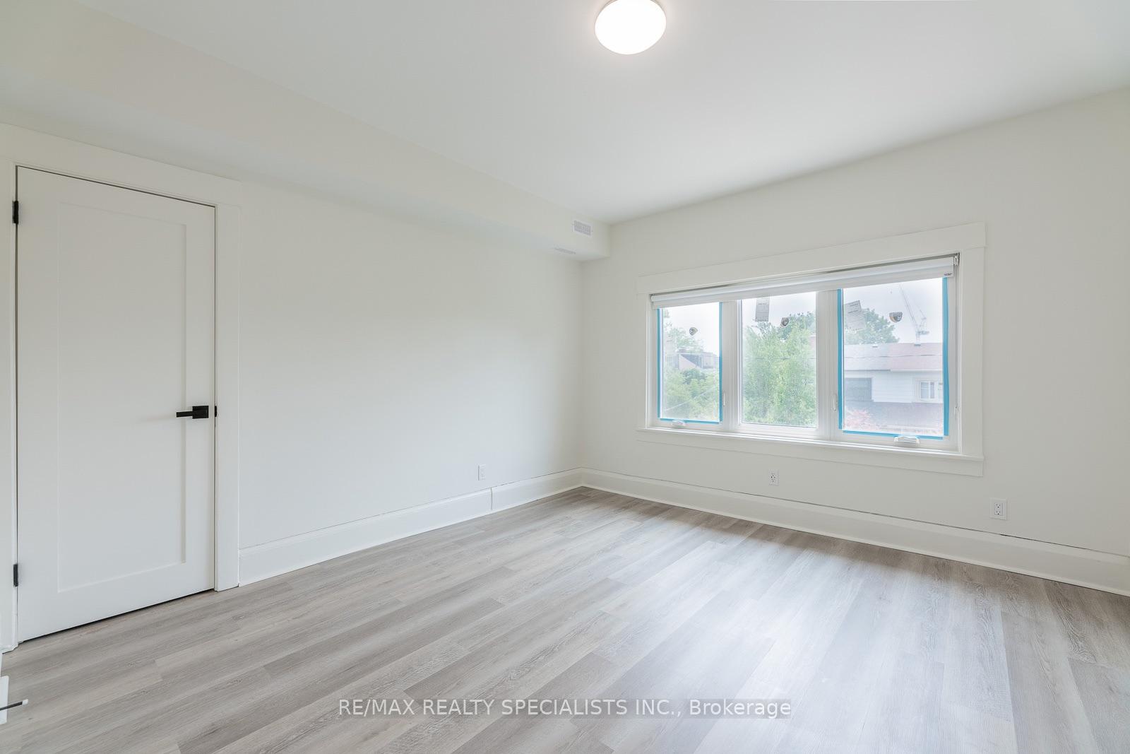Photo 11 of Unit 3, 82 Marchmount Road, Toronto, Wychwood — HOMEH