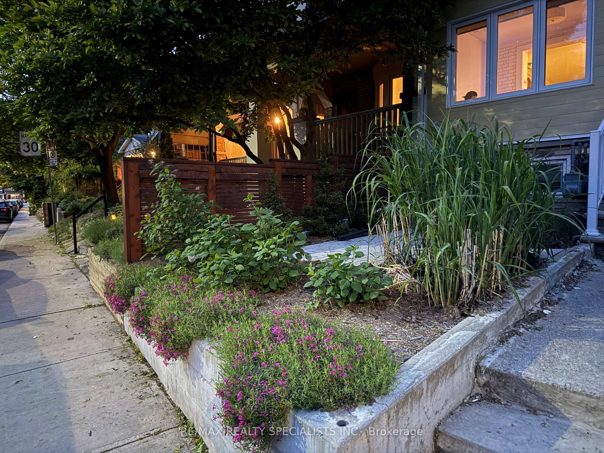 Photo 26 of Unit 3, 82 Marchmount Road, Toronto, Wychwood — HOMEH