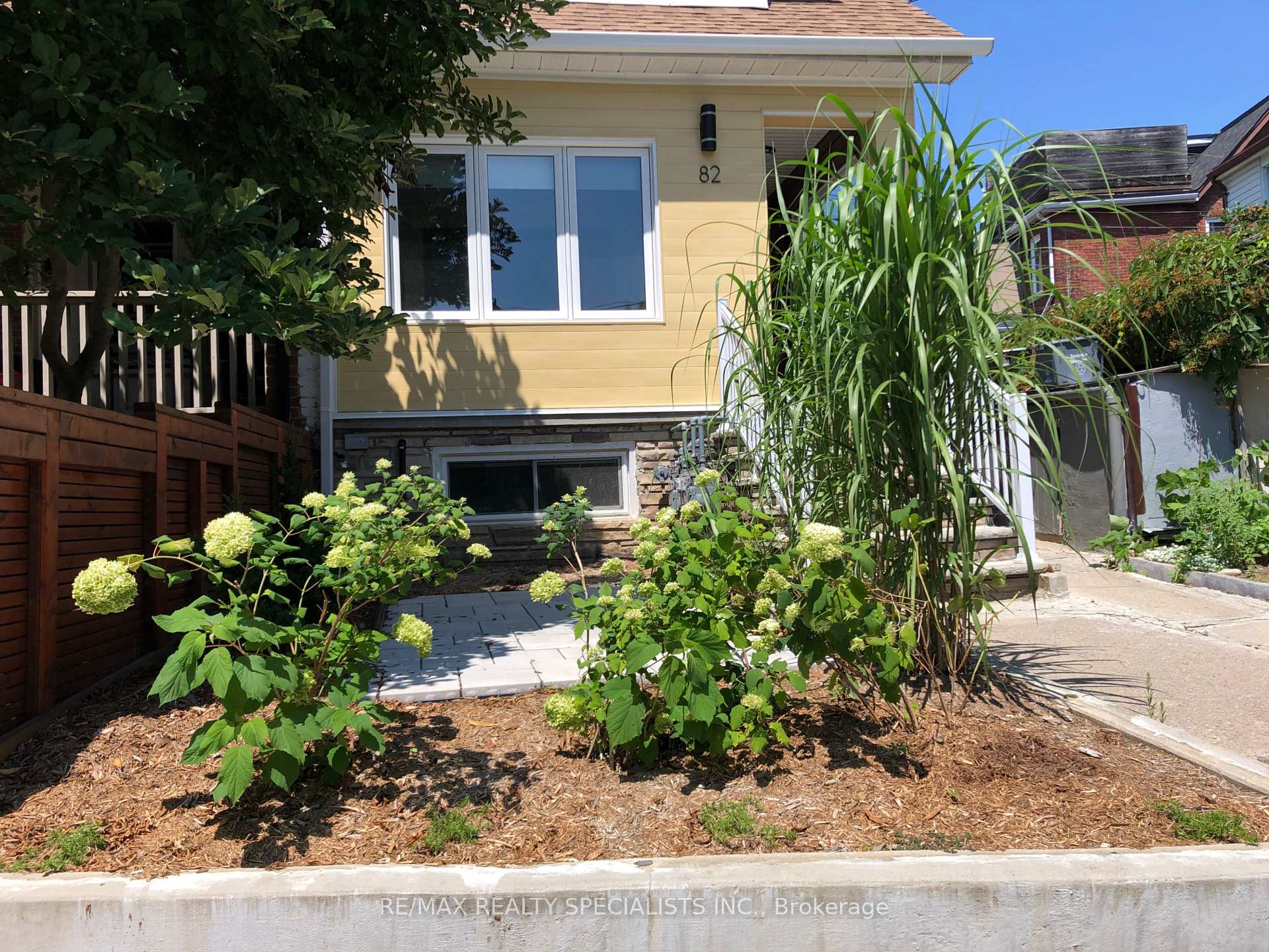 Photo 27 of Unit 3, 82 Marchmount Road, Toronto, Wychwood — HOMEH