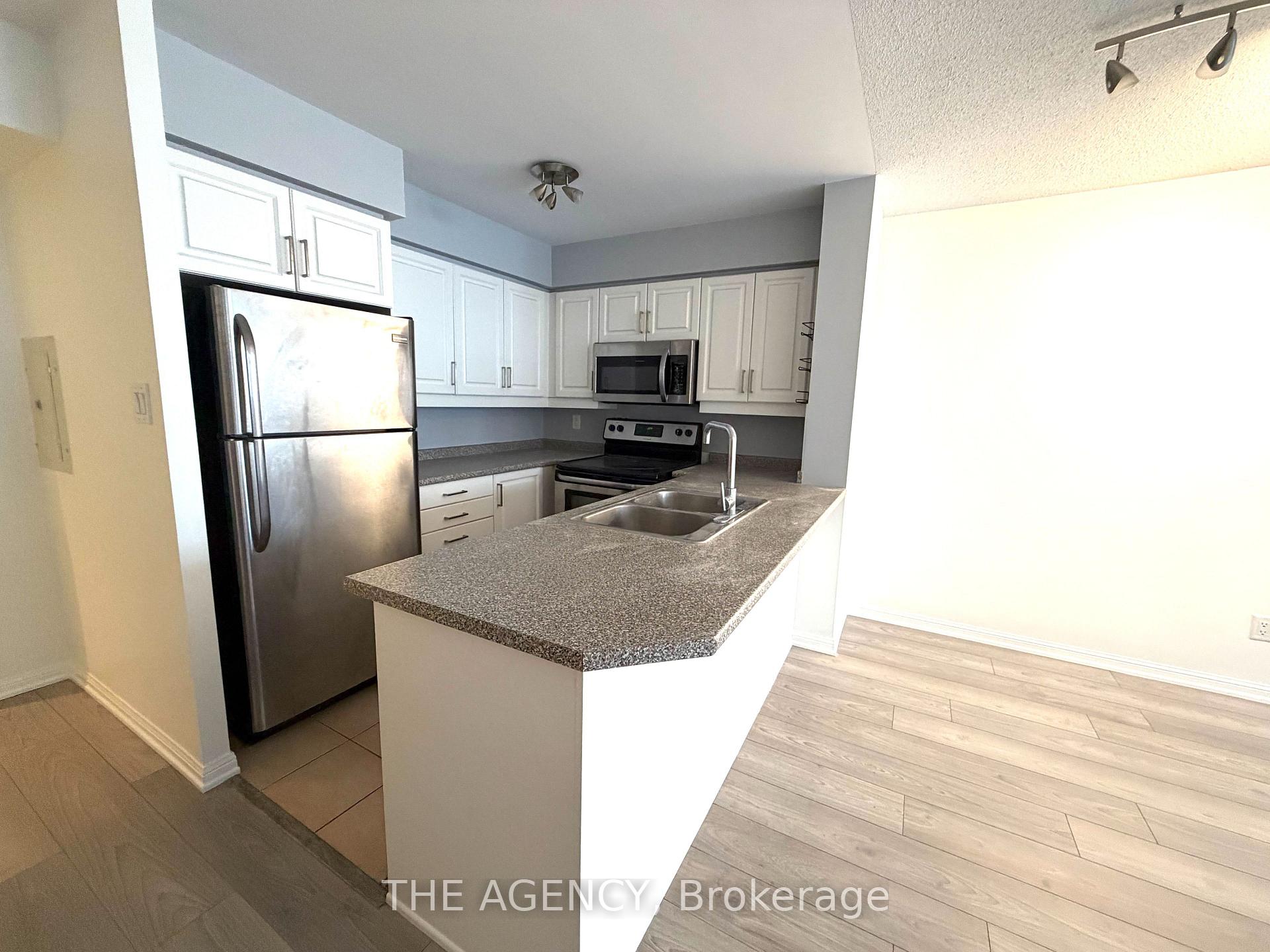 Photo 8 of Unit 201, 3130 Yonge Street, Toronto, Lawrence Park North — HOMEH