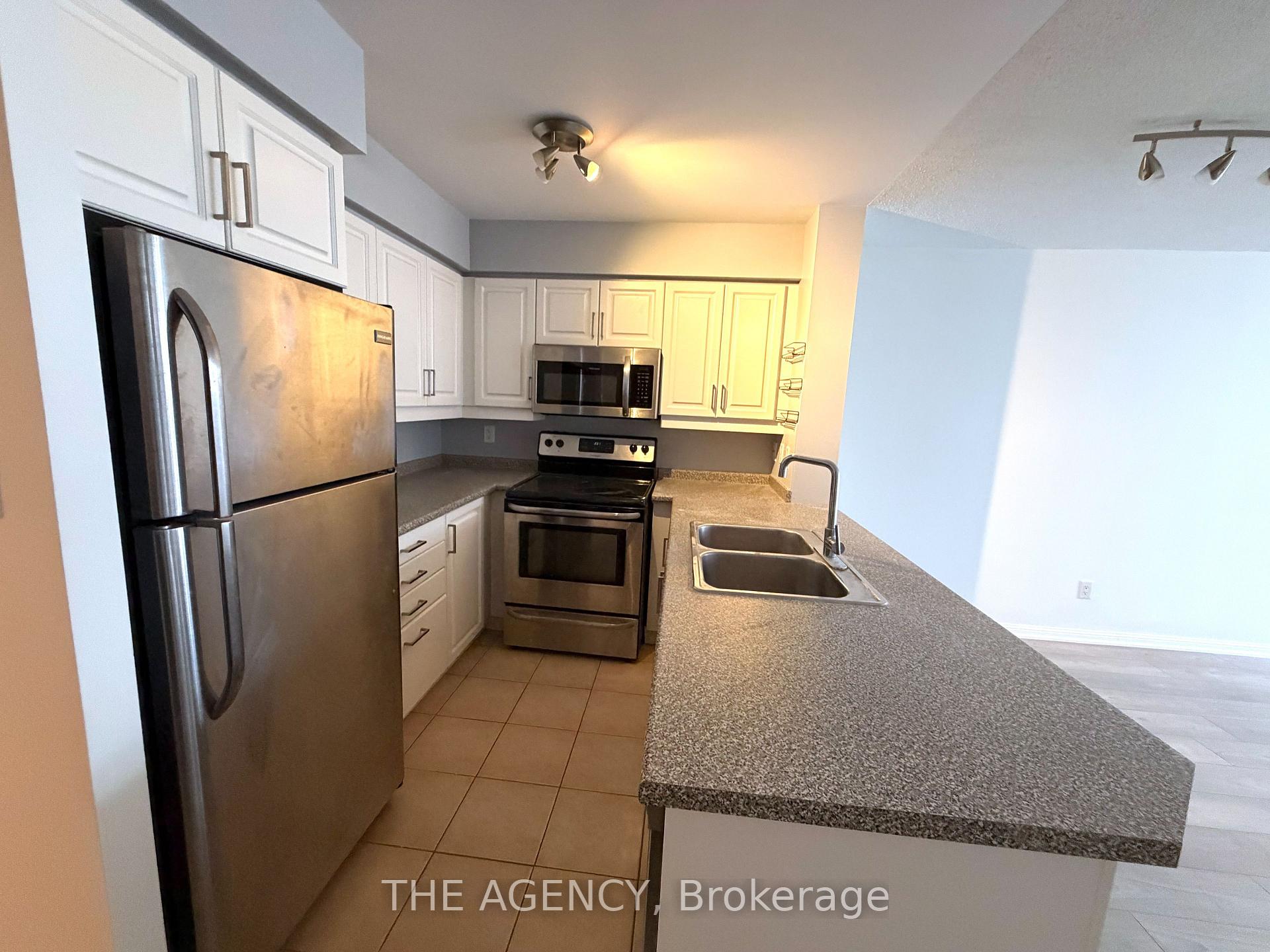 Photo 9 of Unit 201, 3130 Yonge Street, Toronto, Lawrence Park North — HOMEH