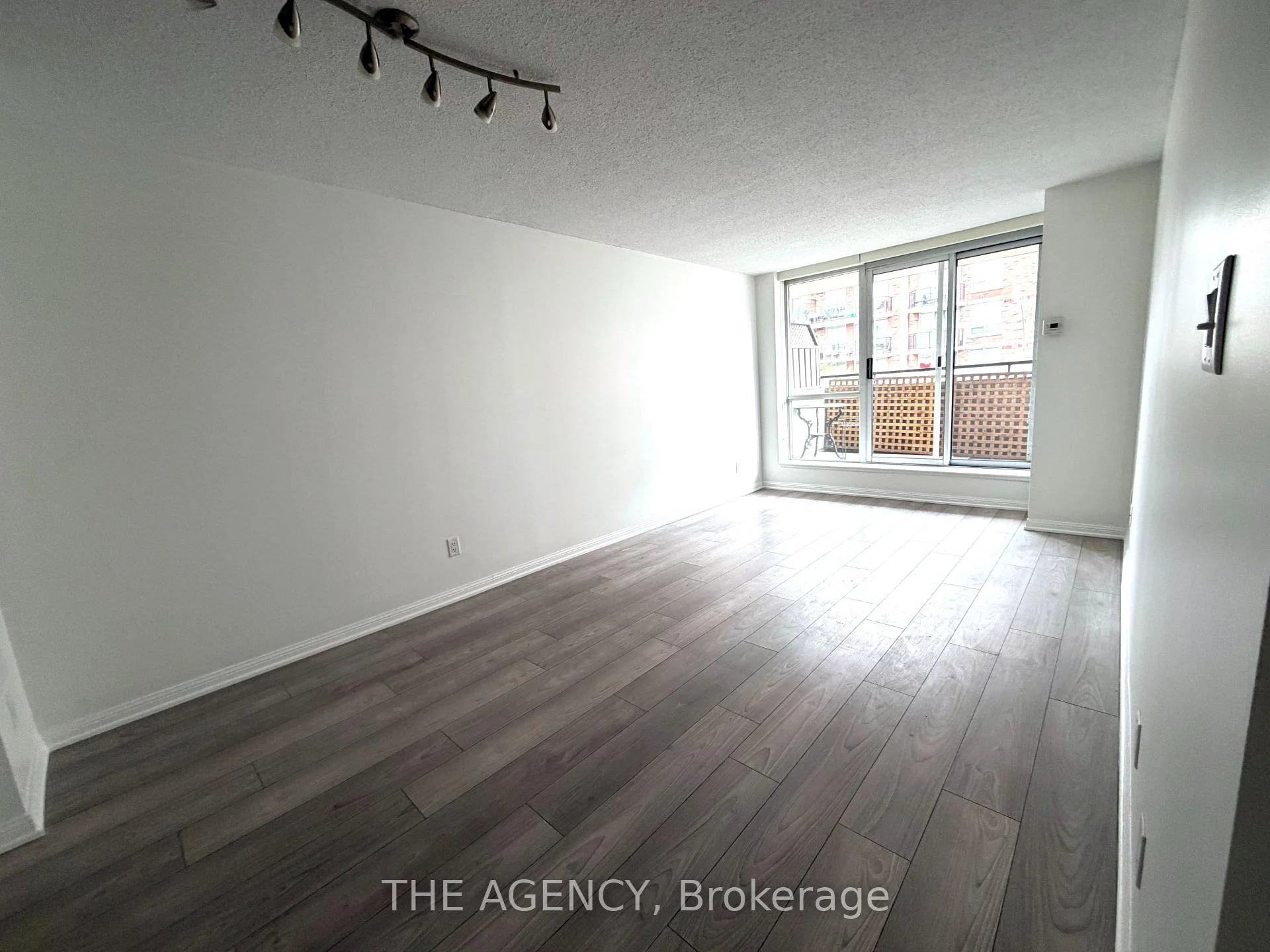 Photo 10 of Unit 201, 3130 Yonge Street, Toronto, Lawrence Park North — HOMEH
