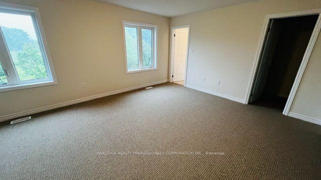 Photo 9 of 6 Chapman Road, Brant, Paris — HOMEH