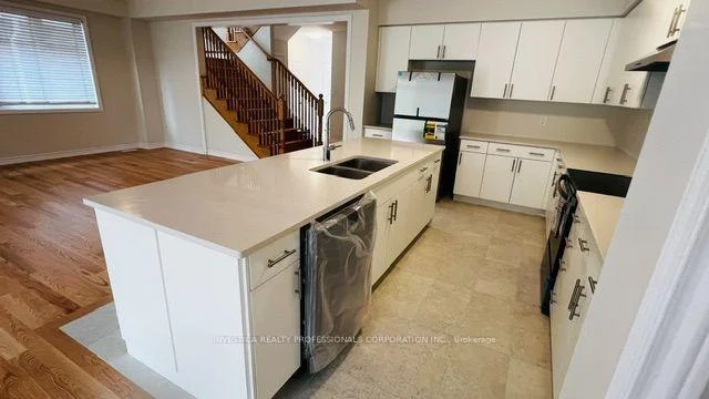 Photo 28 of 6 Chapman Road, Brant, Paris — HOMEH