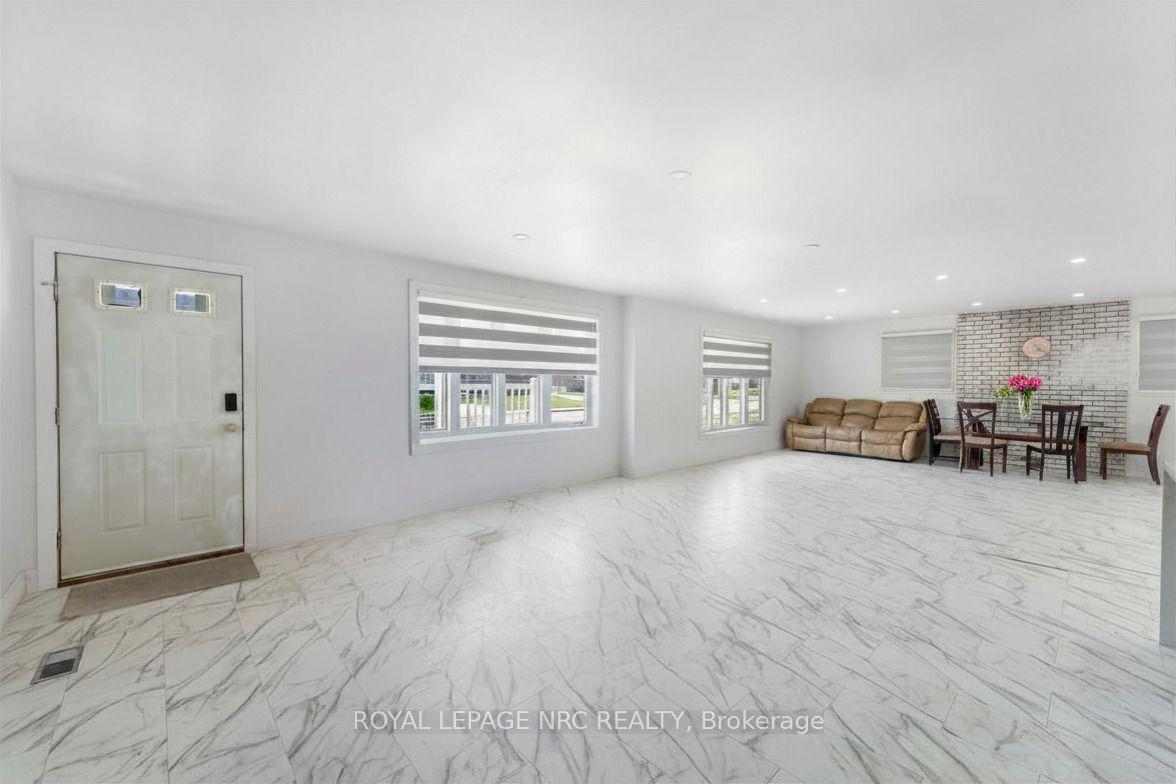 Photo 10 of 35 Eugene Street, Hamilton, Kentley — HOMEH