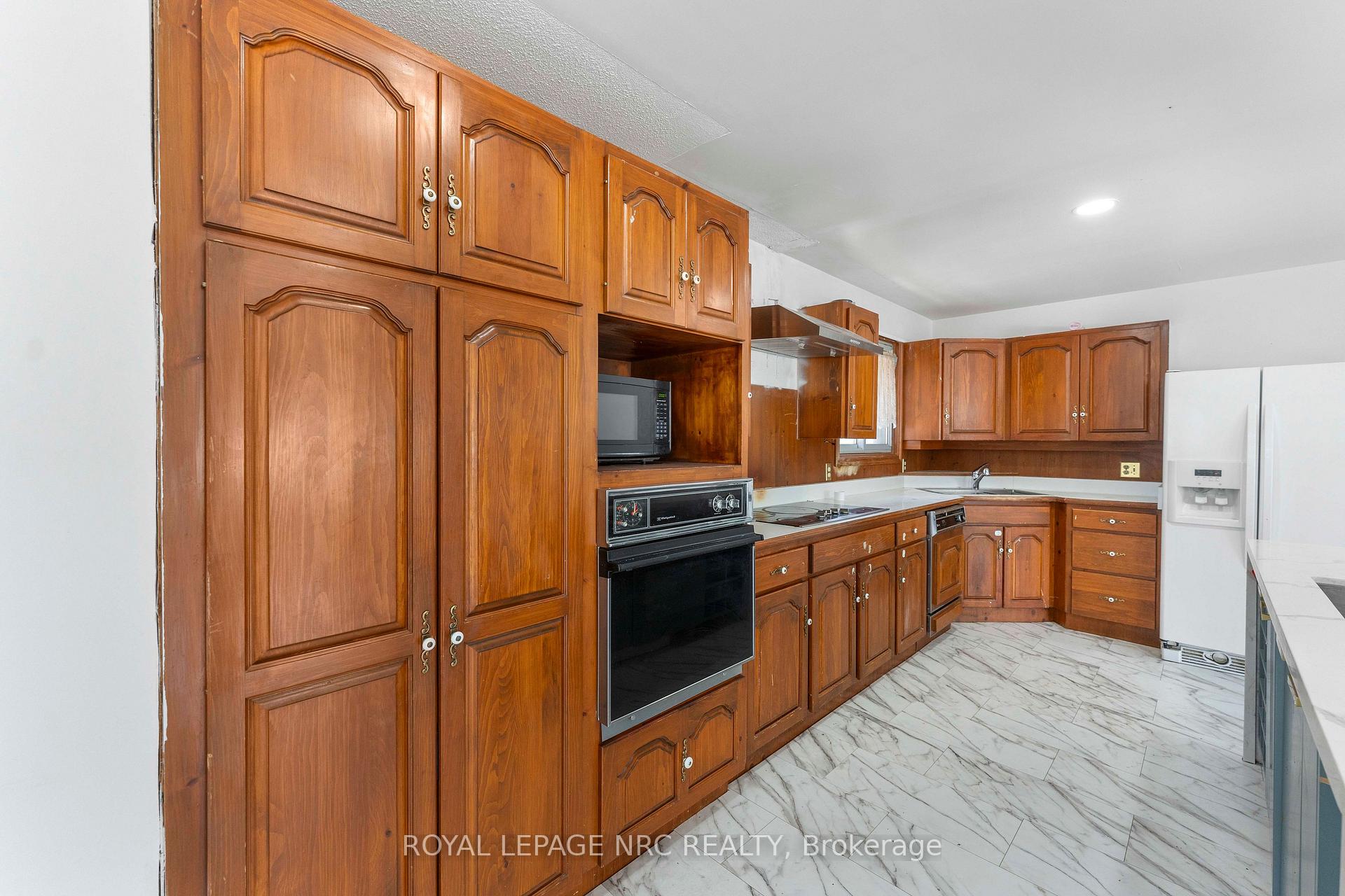 Photo 16 of 35 Eugene Street, Hamilton, Kentley — HOMEH