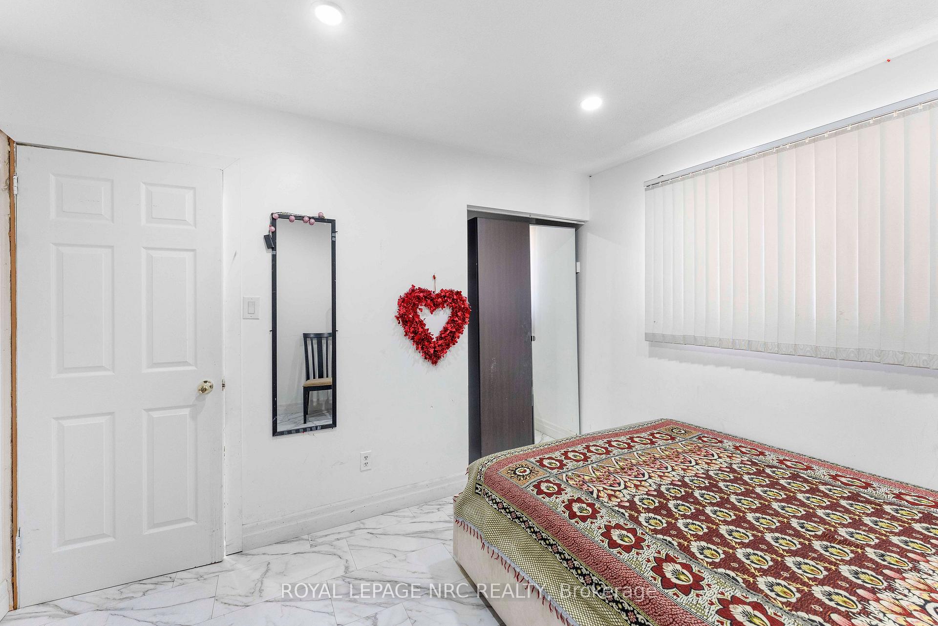 Photo 23 of 35 Eugene Street, Hamilton, Kentley — HOMEH