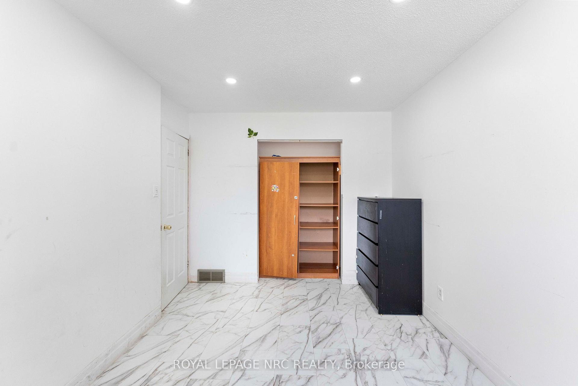 Photo 24 of 35 Eugene Street, Hamilton, Kentley — HOMEH
