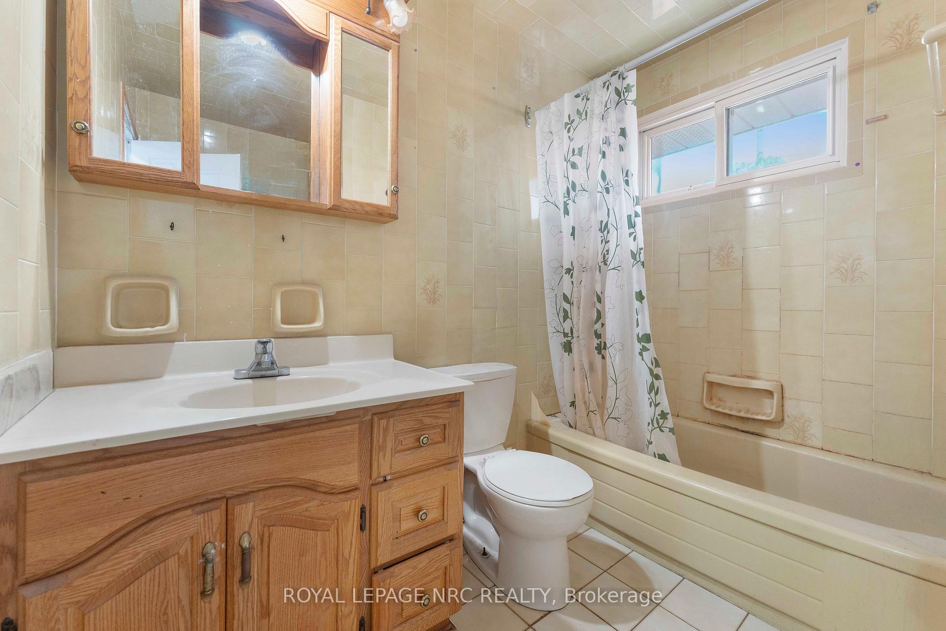 Photo 27 of 35 Eugene Street, Hamilton, Kentley — HOMEH
