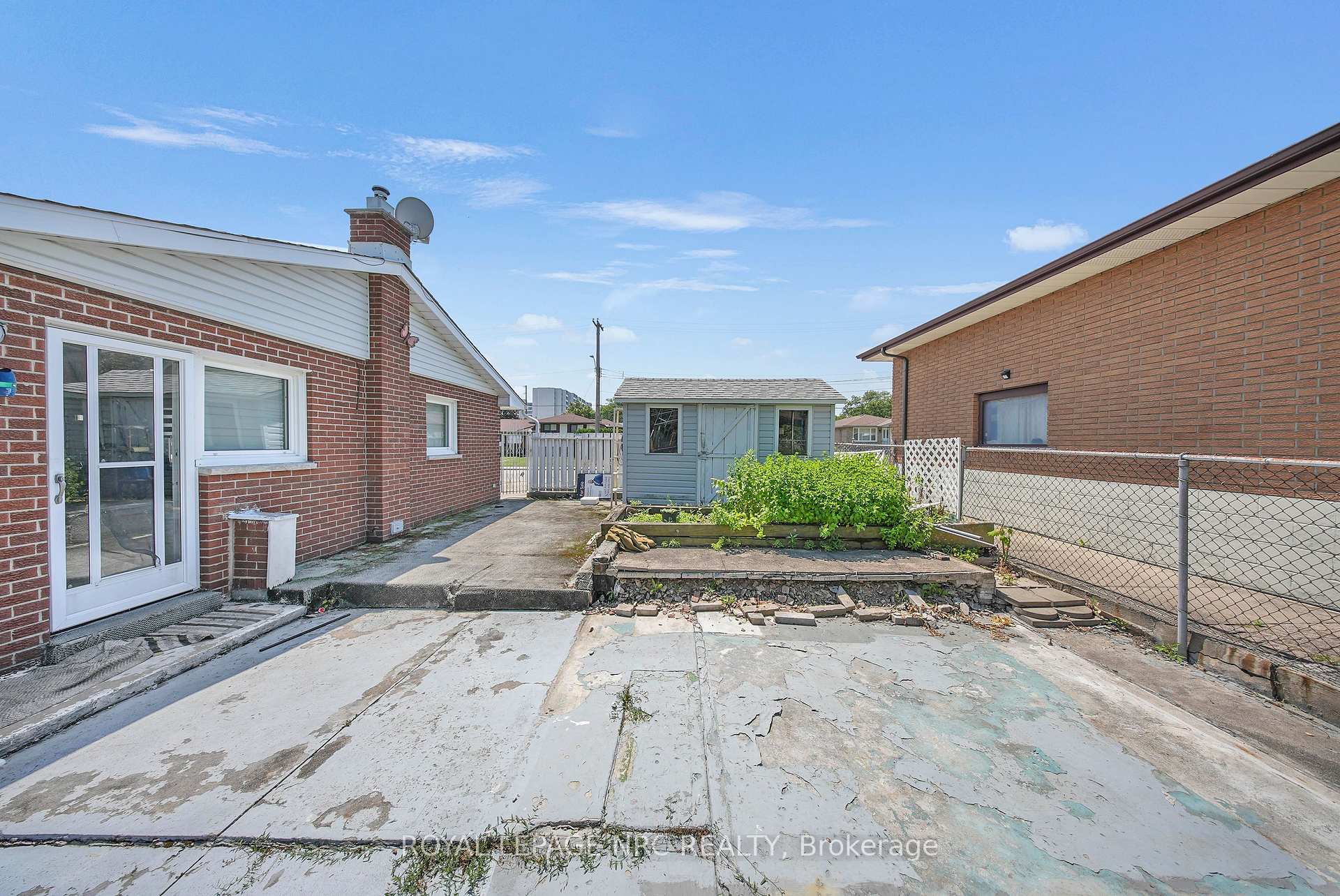 Photo 40 of 35 Eugene Street, Hamilton, Kentley — HOMEH