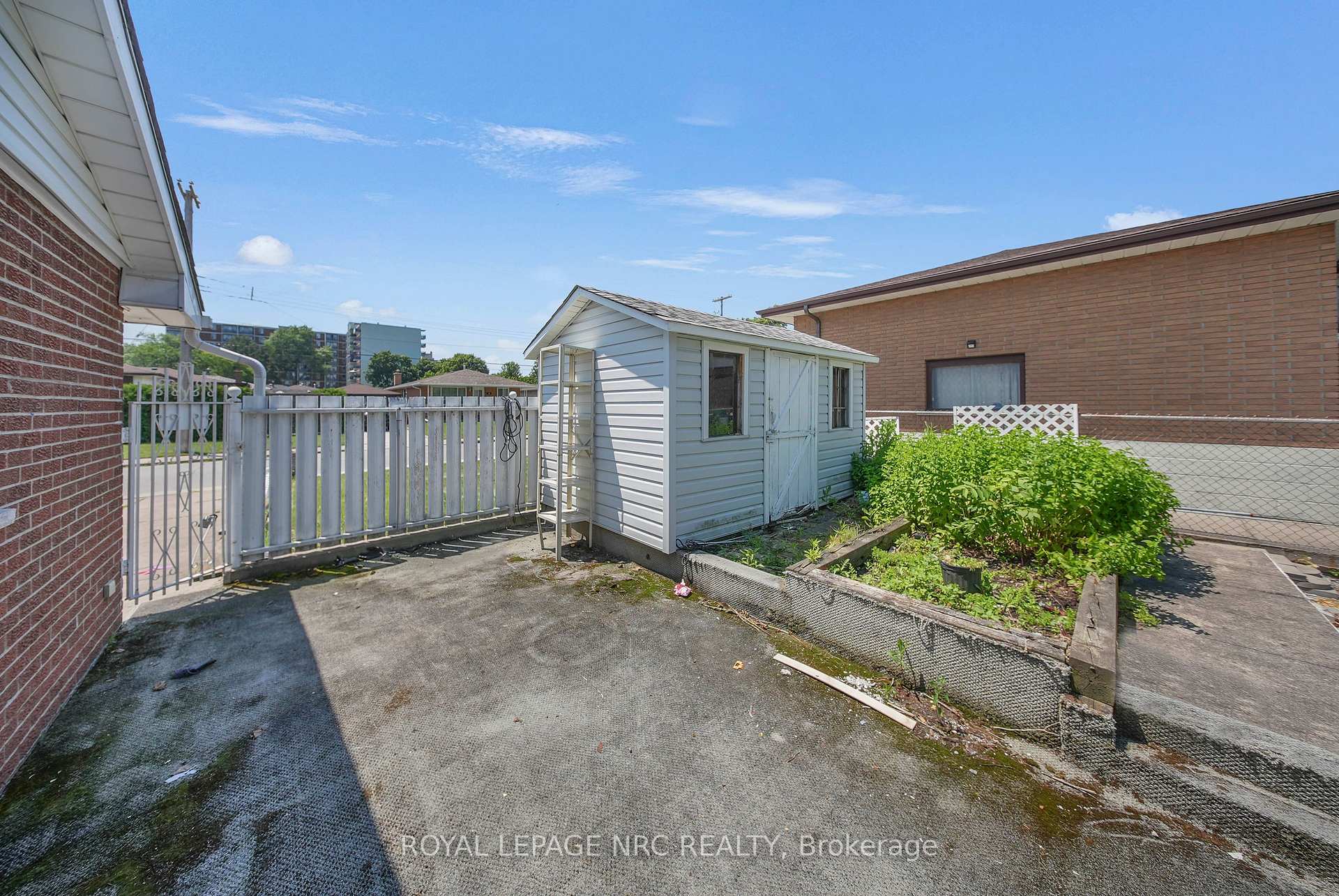 Photo 43 of 35 Eugene Street, Hamilton, Kentley — HOMEH