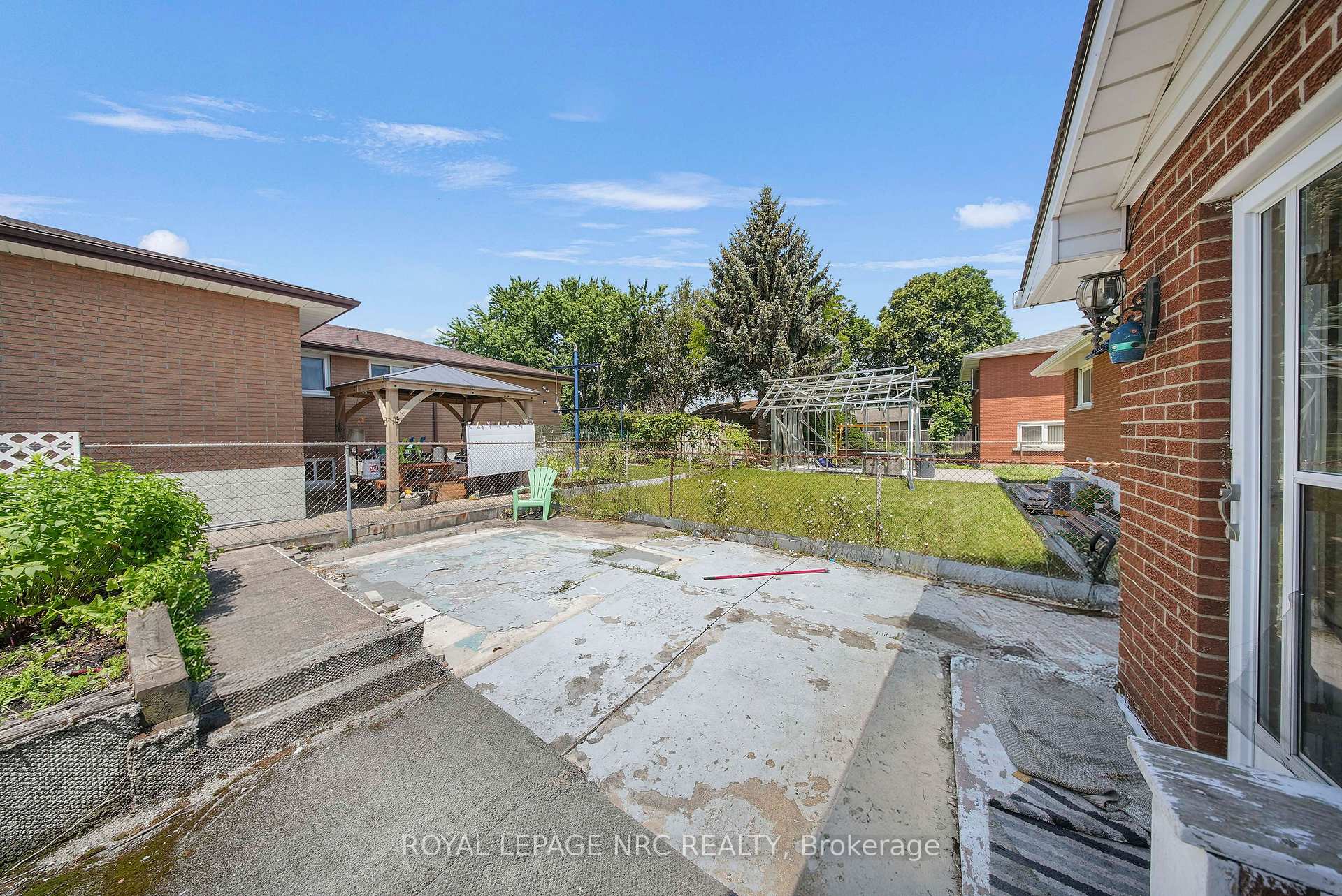 Photo 44 of 35 Eugene Street, Hamilton, Kentley — HOMEH