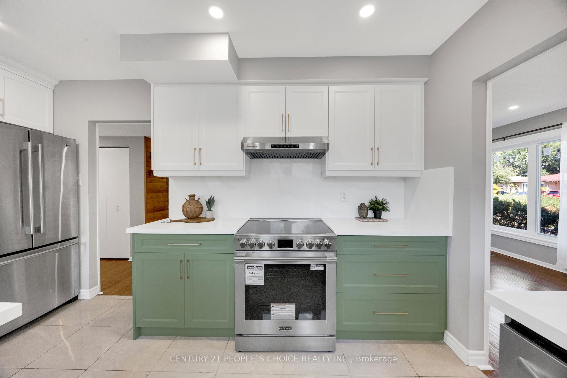 Photo 12 of 53 Brookland Drive W, Brampton, Queen Street Corridor — HOMEH