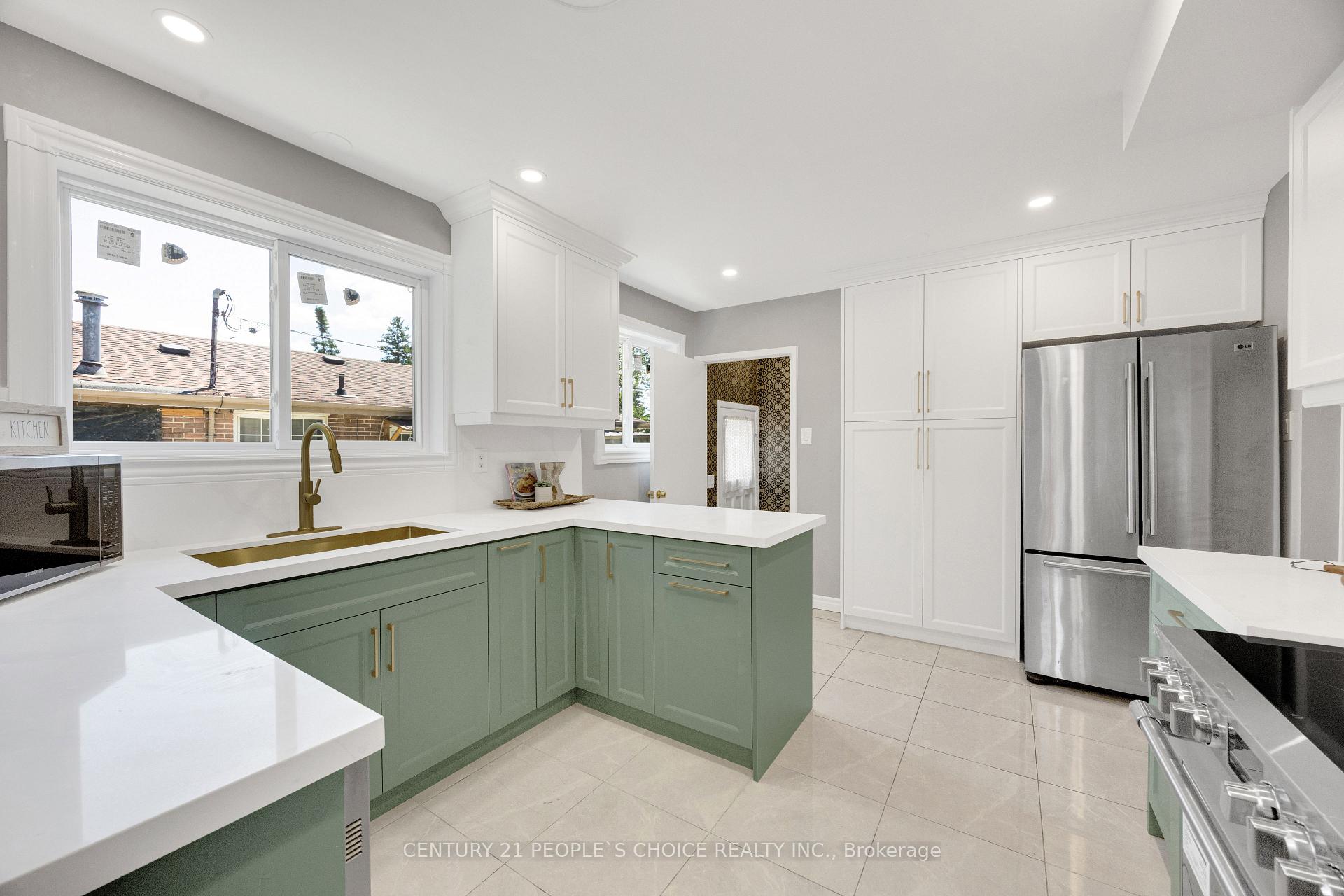 Photo 13 of 53 Brookland Drive W, Brampton, Queen Street Corridor — HOMEH