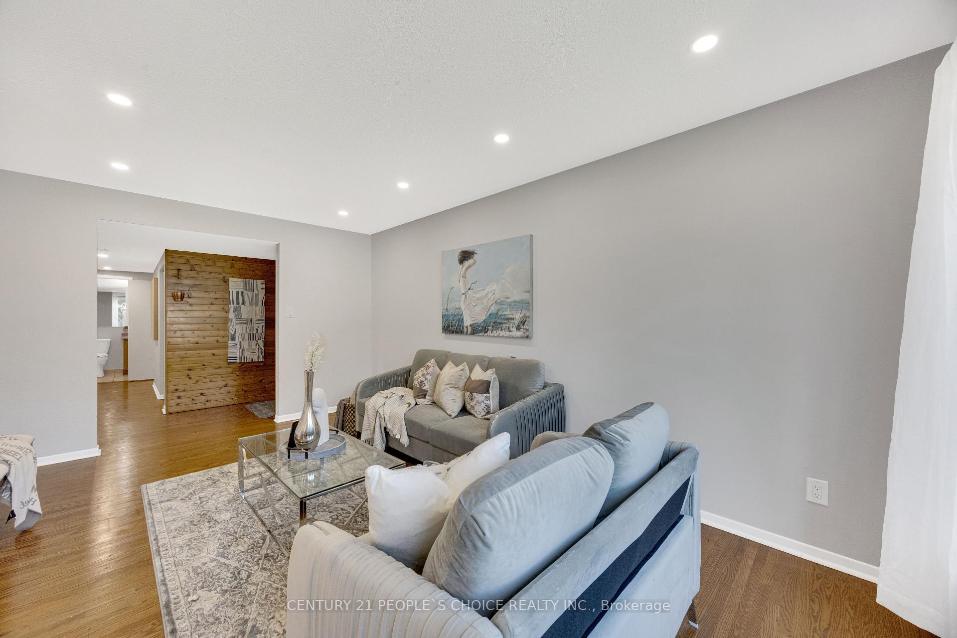 Photo 15 of 53 Brookland Drive W, Brampton, Queen Street Corridor — HOMEH