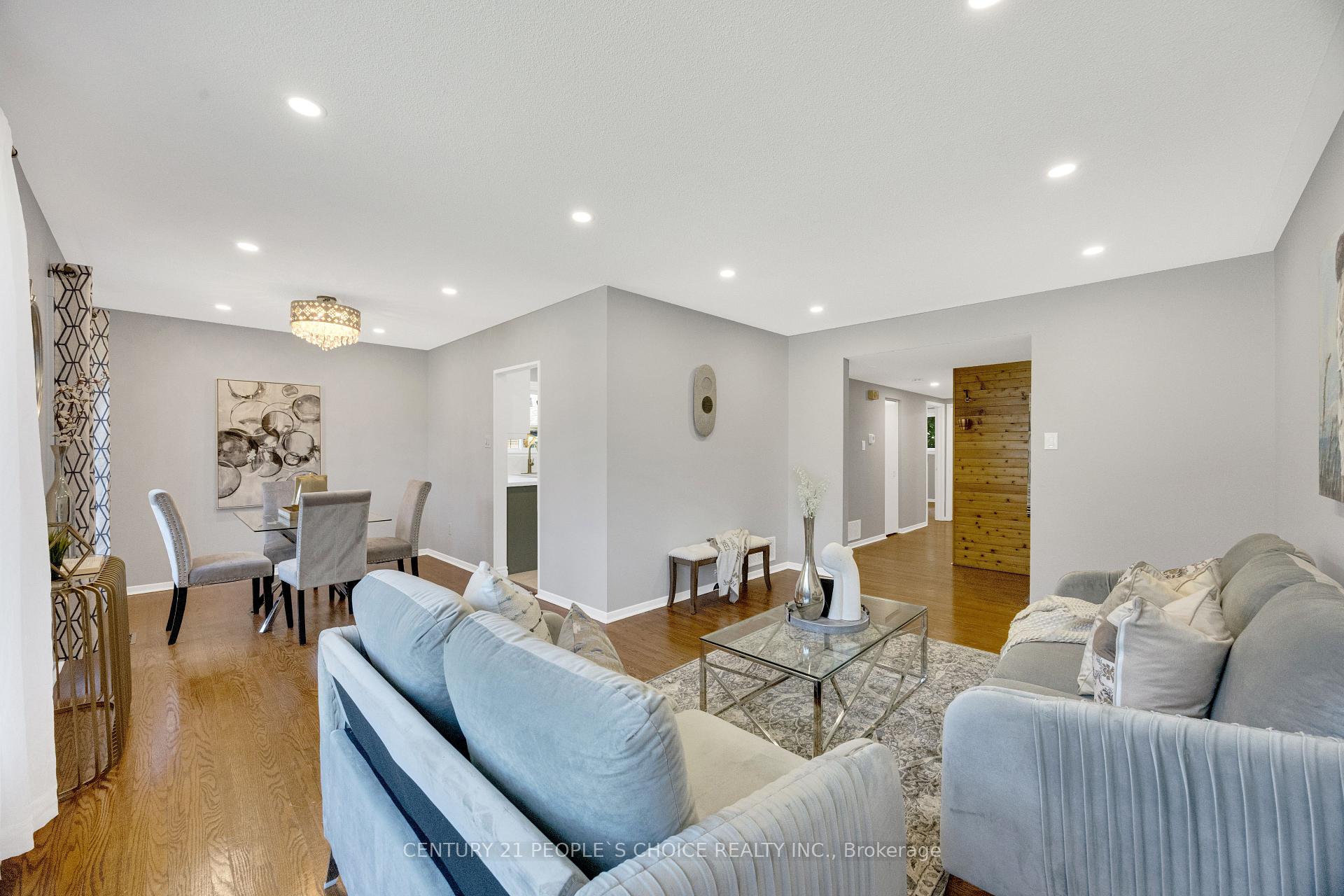 Photo 16 of 53 Brookland Drive W, Brampton, Queen Street Corridor — HOMEH