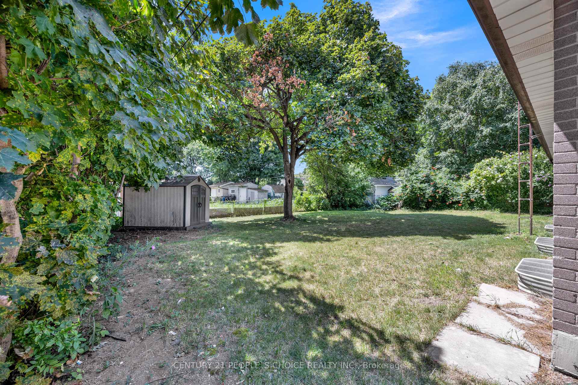Photo 40 of 53 Brookland Drive W, Brampton, Queen Street Corridor — HOMEH