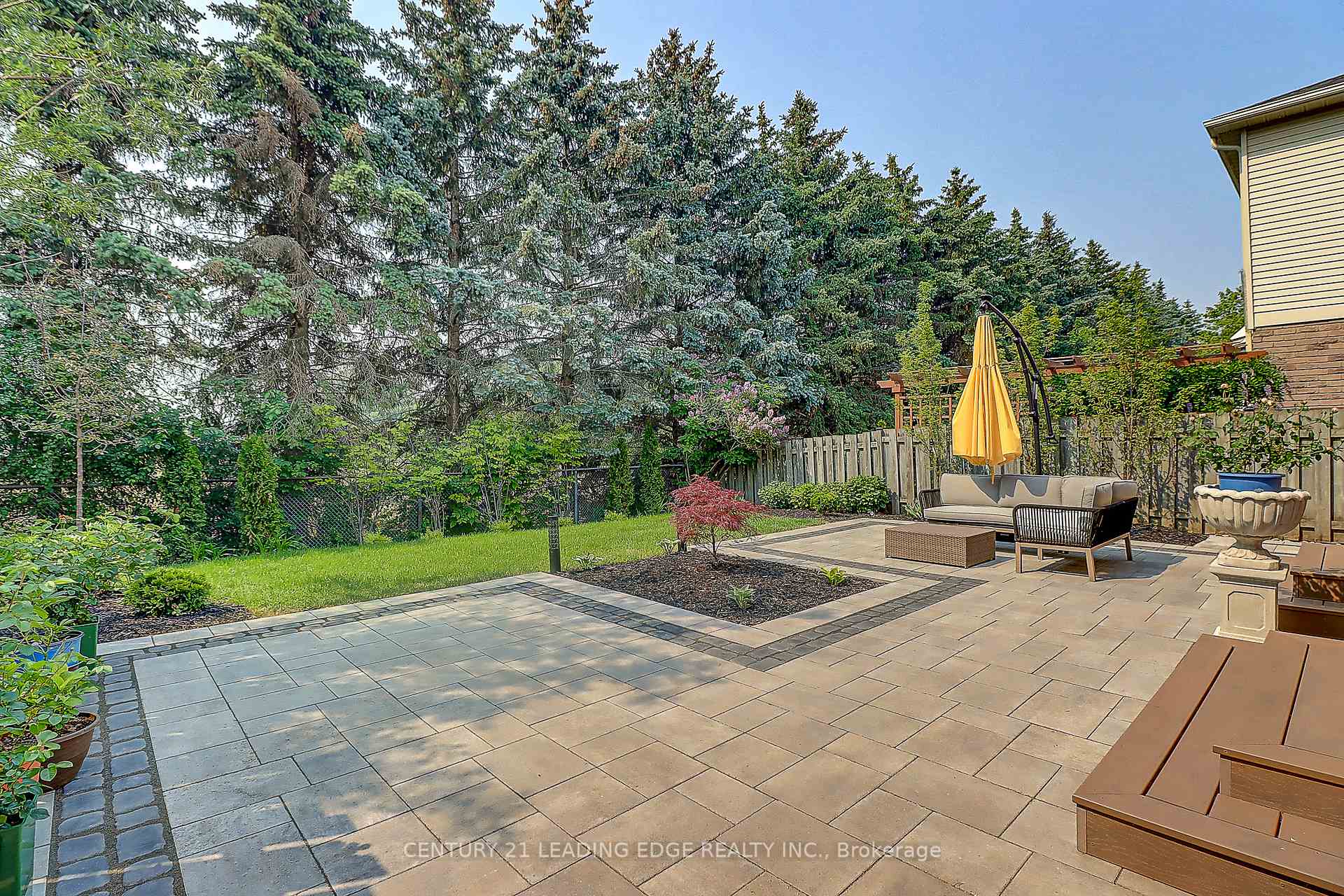 Photo 13 of 45 Vanessa Road, Markham, Markville — HOMEH