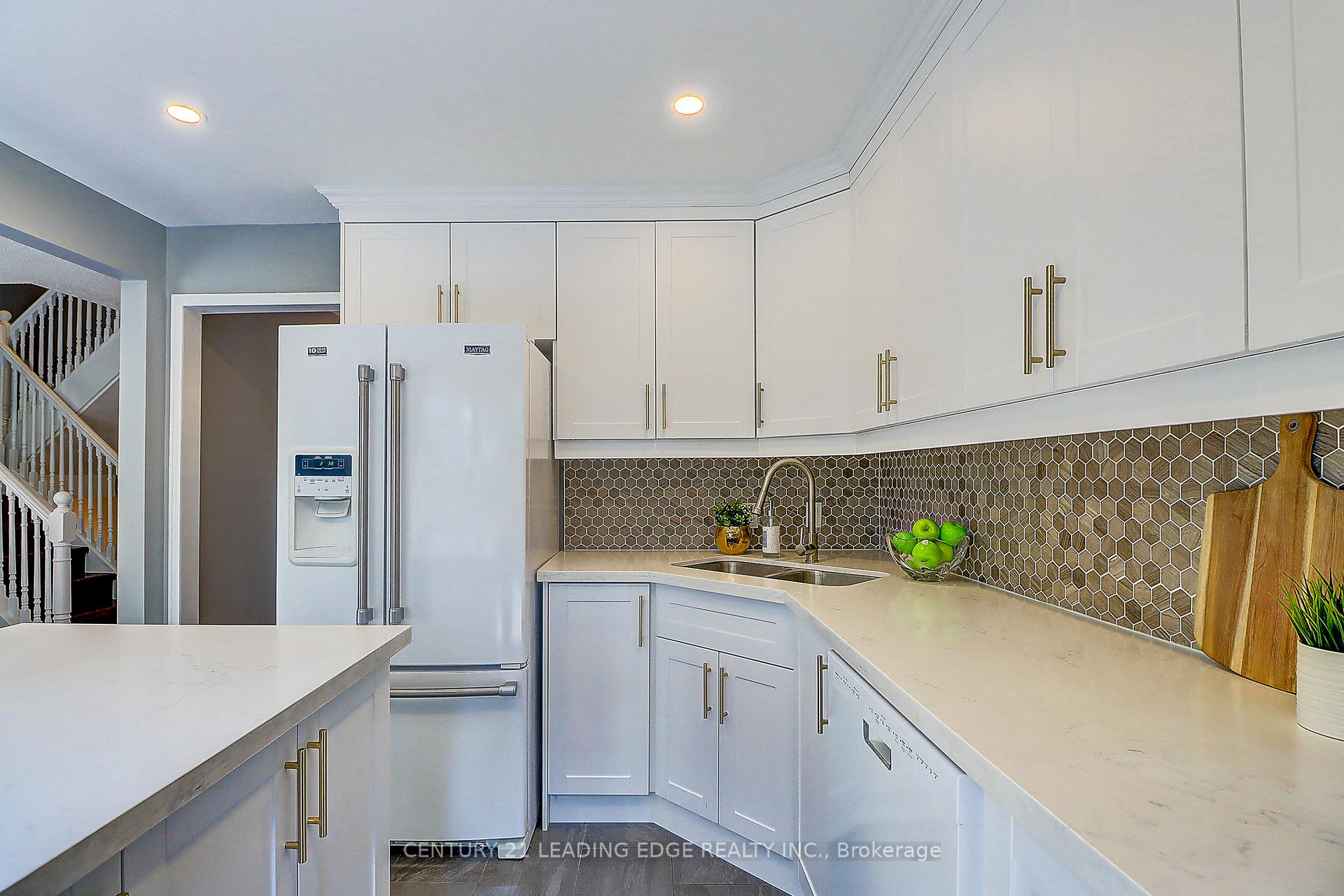 Photo 18 of 45 Vanessa Road, Markham, Markville — HOMEH