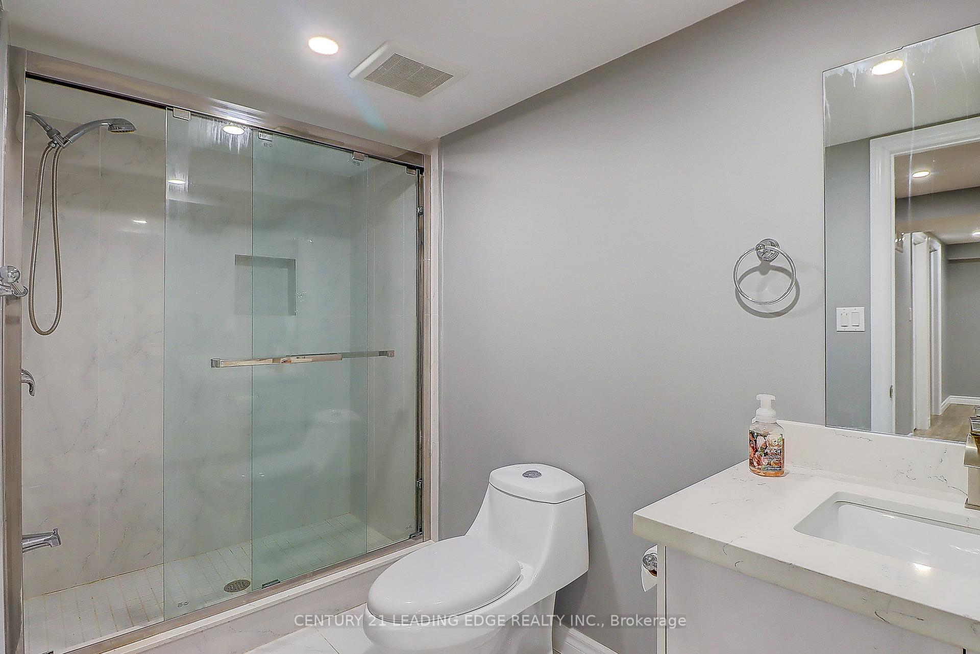 Photo 39 of 45 Vanessa Road, Markham, Markville — HOMEH