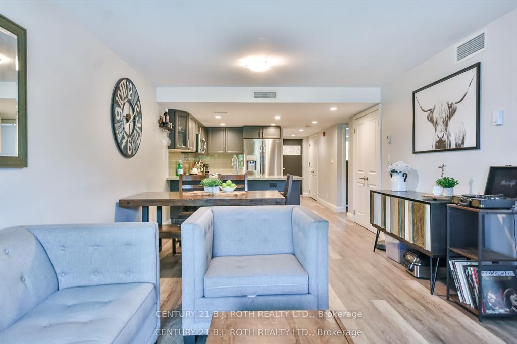 Photo 8 of Unit 406, 80 Horseshoe Boulevard, Oro-Medonte, Horseshoe Valley — HOMEH