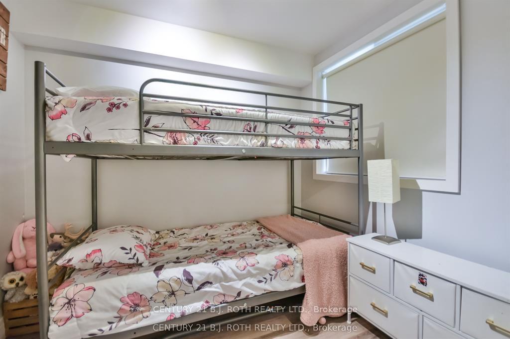 Photo 17 of Unit 406, 80 Horseshoe Boulevard, Oro-Medonte, Horseshoe Valley — HOMEH