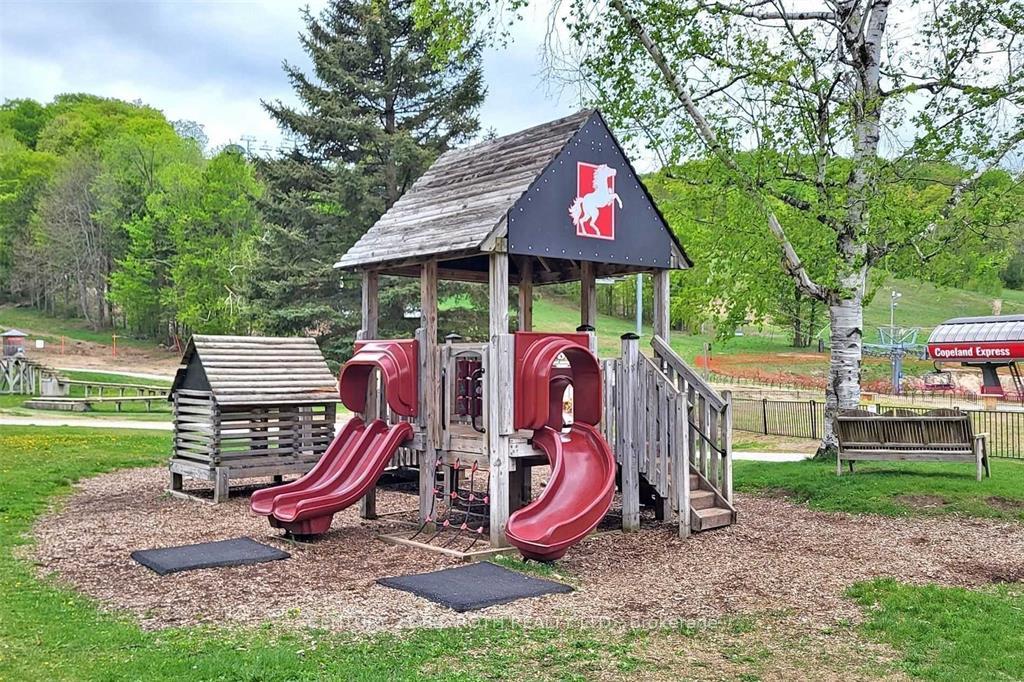 Photo 20 of Unit 406, 80 Horseshoe Boulevard, Oro-Medonte, Horseshoe Valley — HOMEH