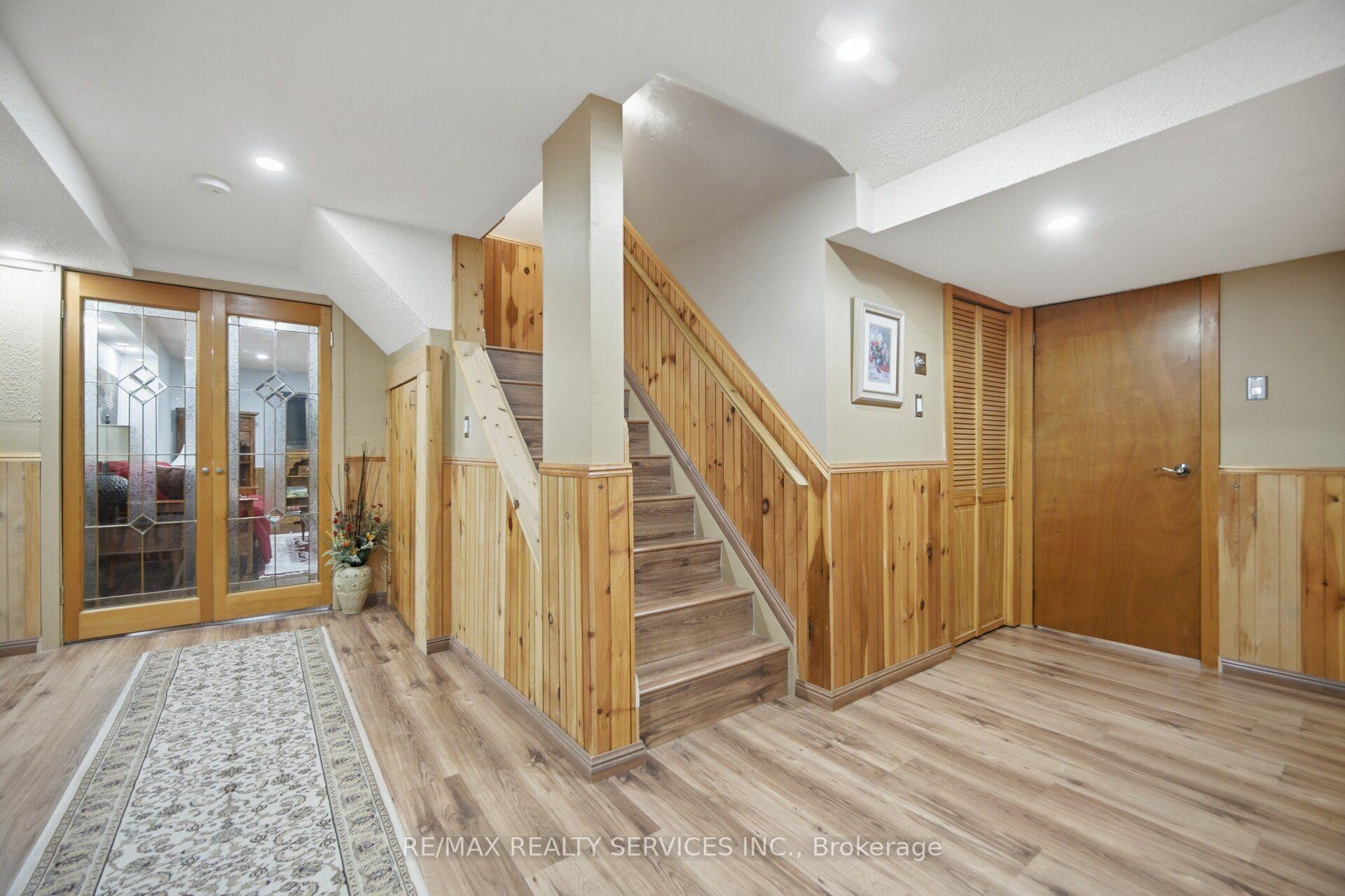 Photo 38 of 29 Christie Drive, Brampton, Snelgrove — HOMEH