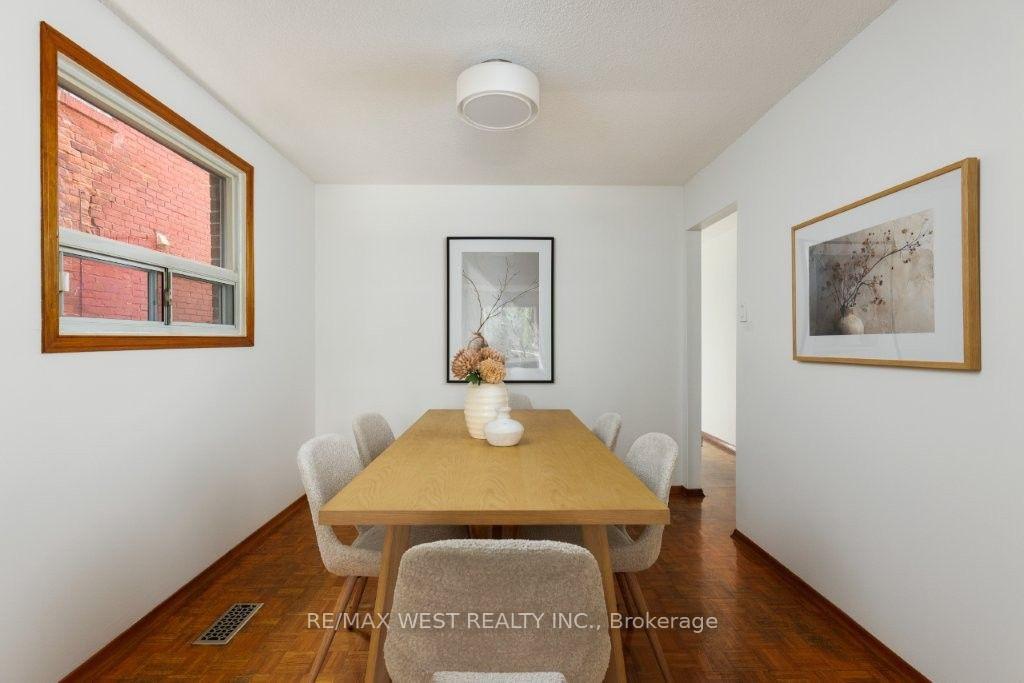 Photo 7 of 214 Markham Street, Toronto, Trinity-Bellwoods — HOMEH