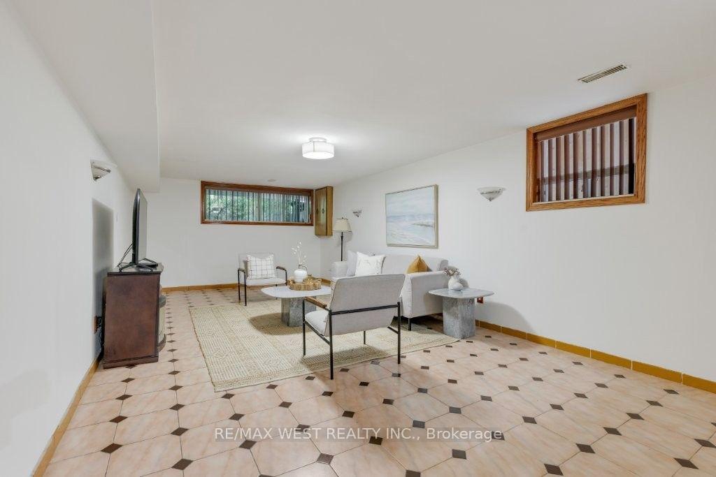 Photo 24 of 214 Markham Street, Toronto, Trinity-Bellwoods — HOMEH