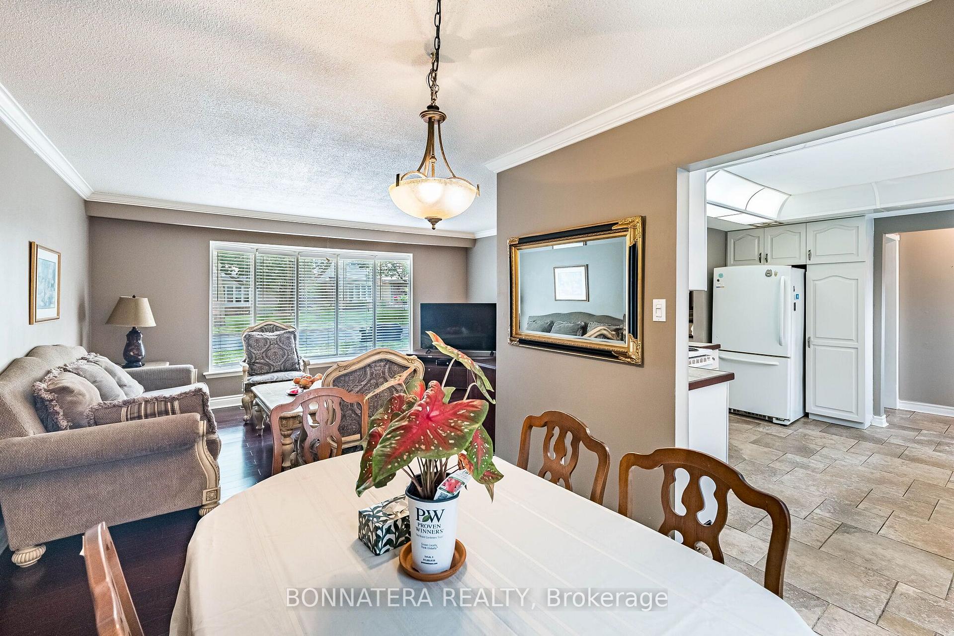 Photo 13 of 1324 Aldridge Crescent, Burlington, Palmer — HOMEH